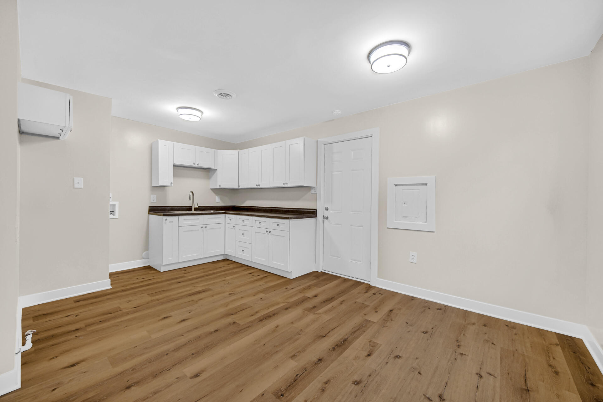 7608 Catalpa Avenue, Hammond, IN 46324; Image #10
