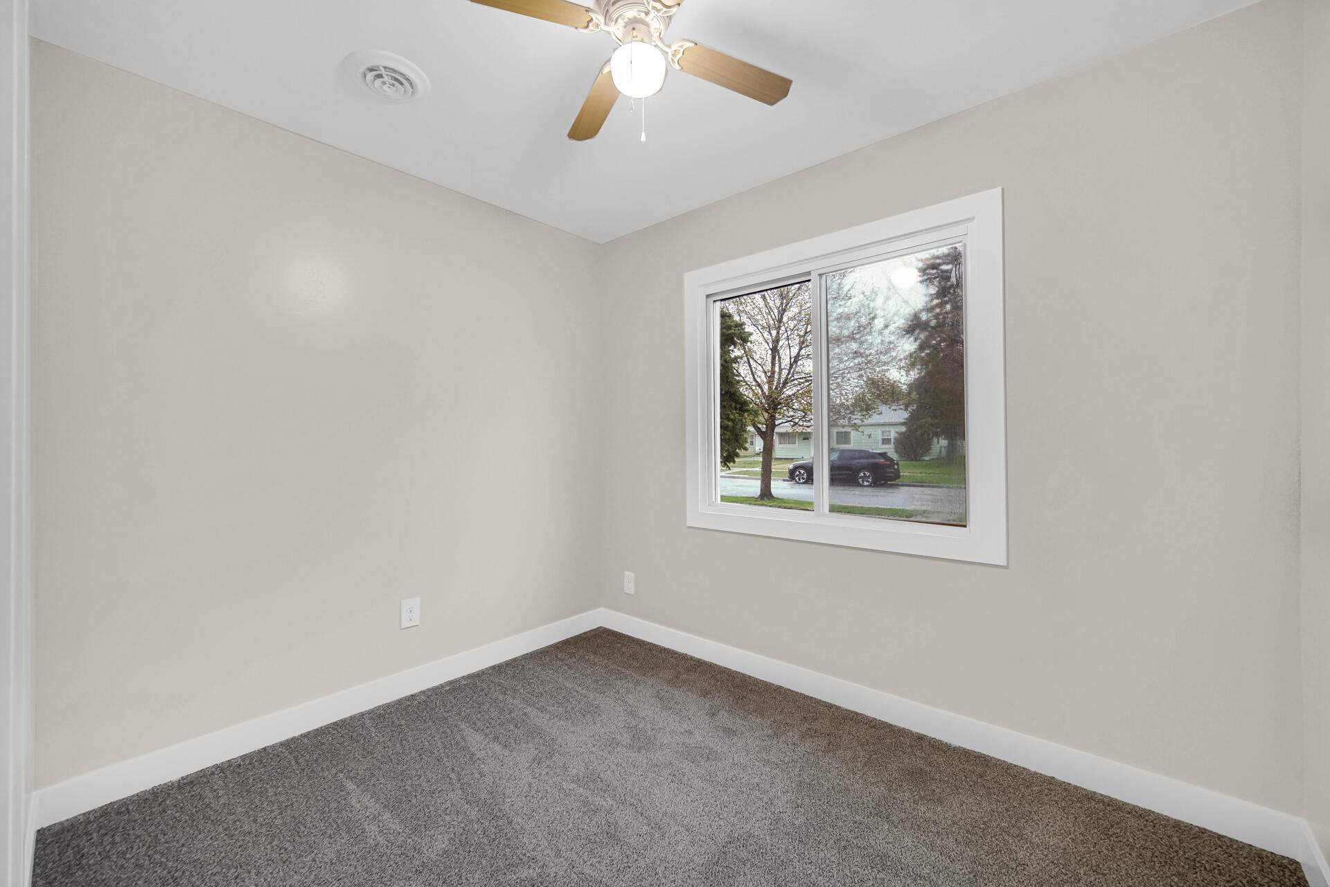 7608 Catalpa Avenue, Hammond, IN 46324; Image #15