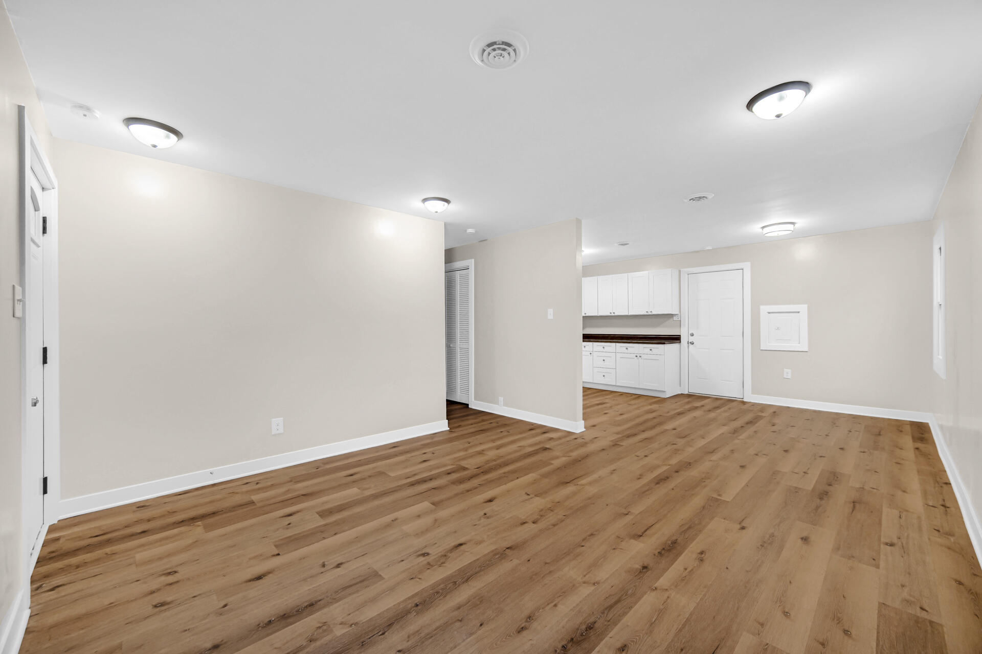 7608 Catalpa Avenue, Hammond, IN 46324; Image #7