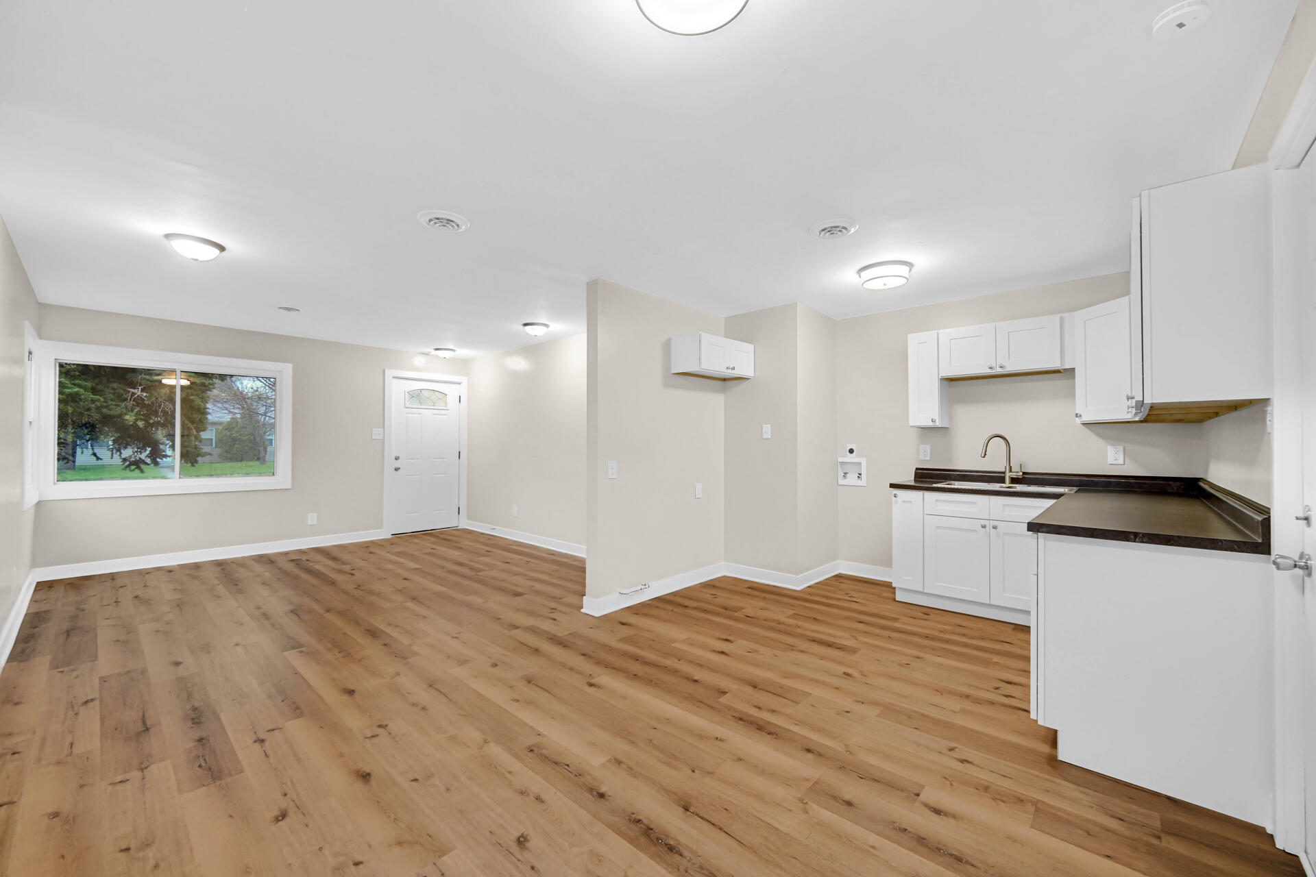7608 Catalpa Avenue, Hammond, IN 46324; Image #9