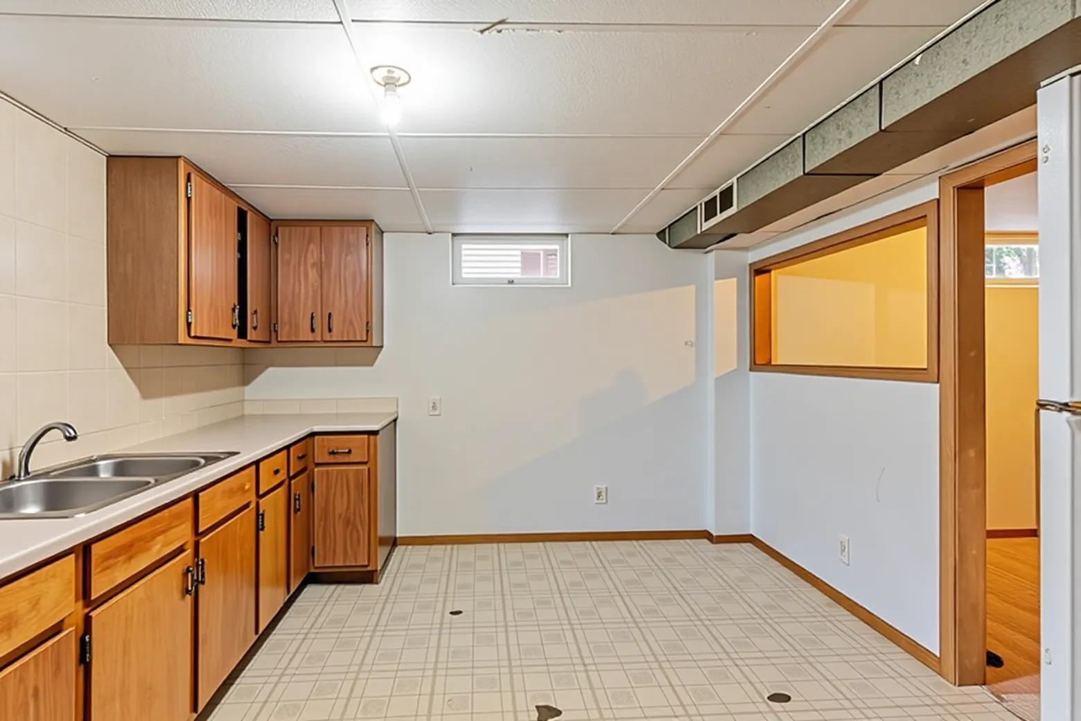 1839 Bluebird Lane, Munster, IN 46321; Image #23