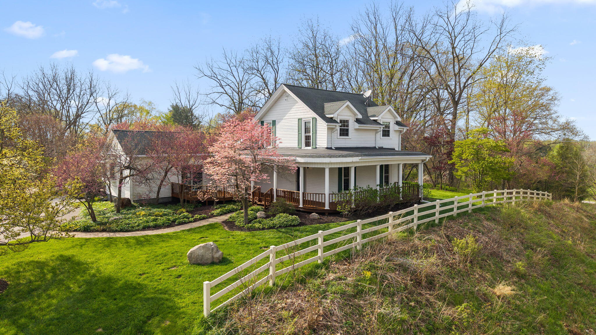 8 Smoke Road, Valparaiso, IN 46385; Image #2