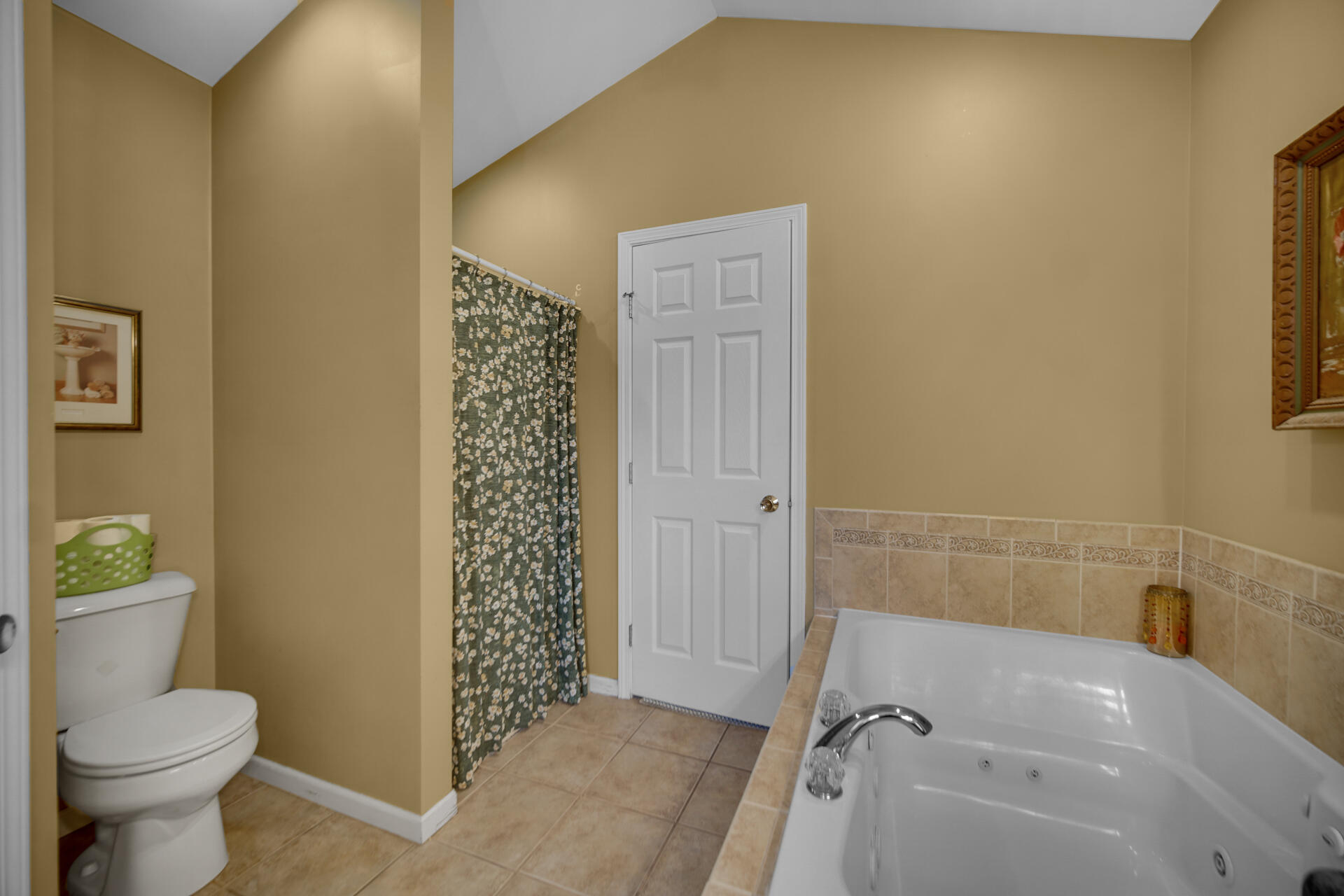 10621 Erie Drive, Crown Point, IN 46307; Image #27