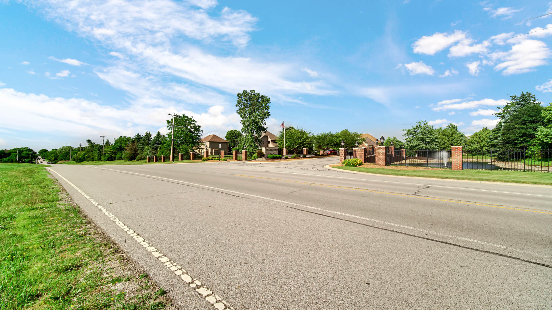 10621 Erie Drive, Crown Point, IN 46307; Image #4