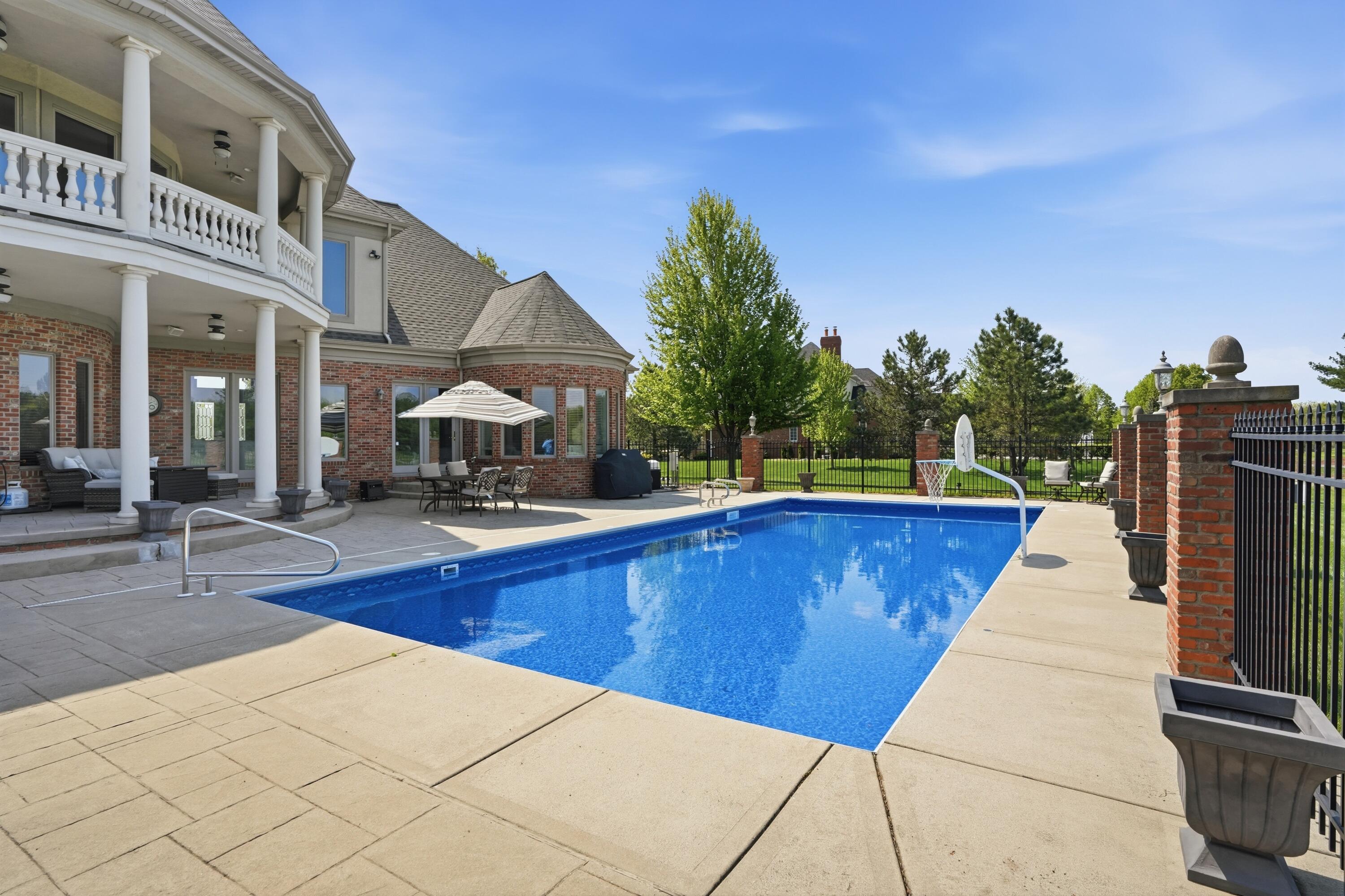 1200 White Hawk Drive, Crown Point, IN 46307; Image #94