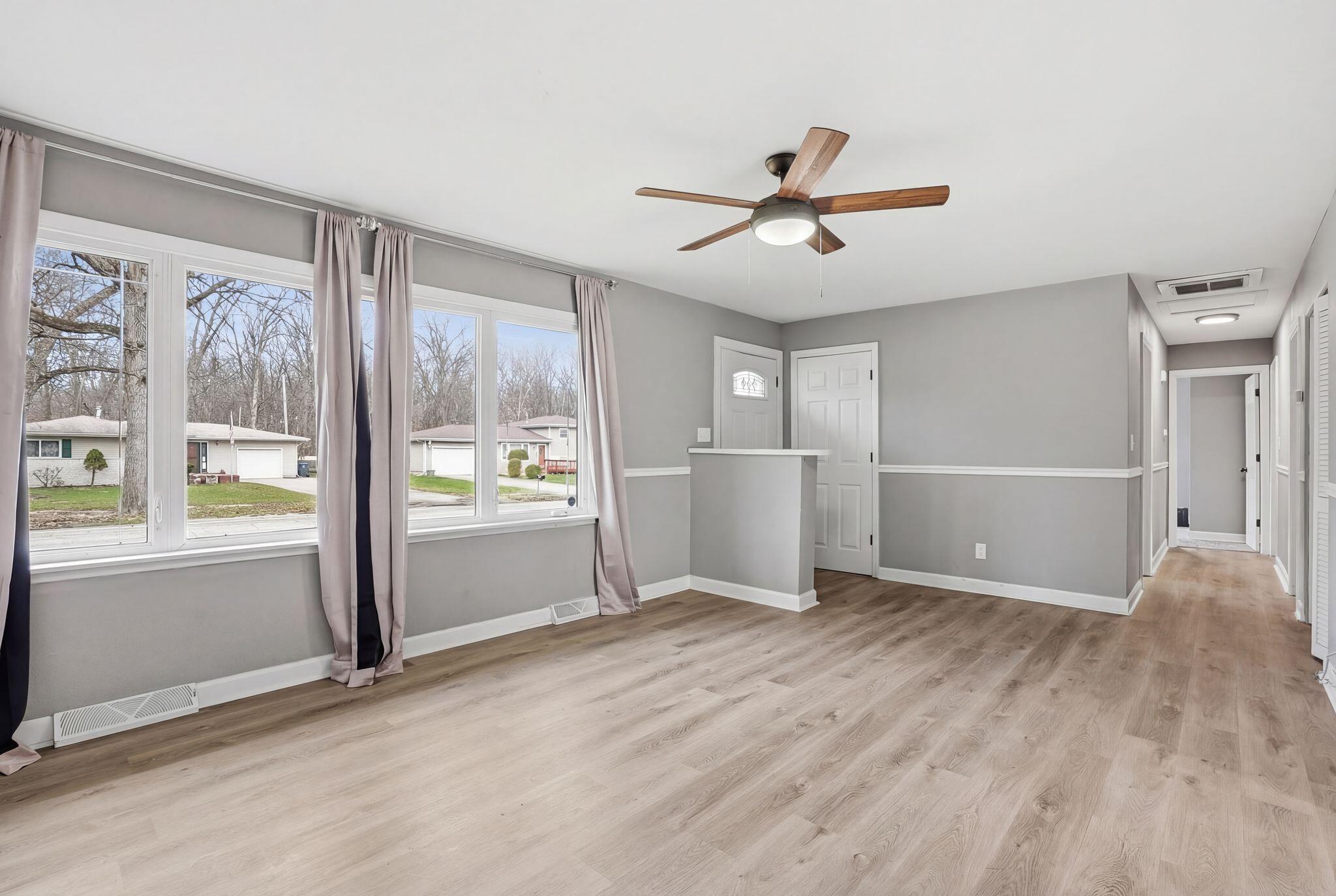 5035 Roosevelt Place, Gary, IN 46408; Image #4