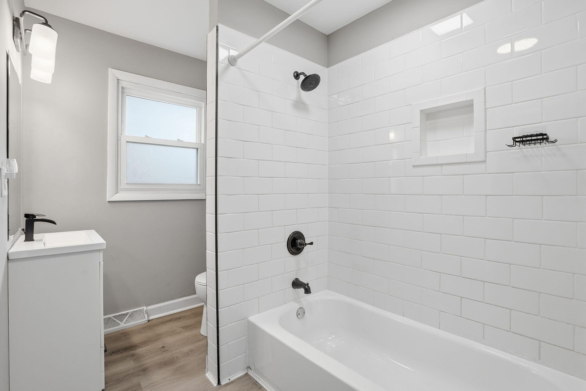 5035 Roosevelt Place, Gary, IN 46408; Image #9