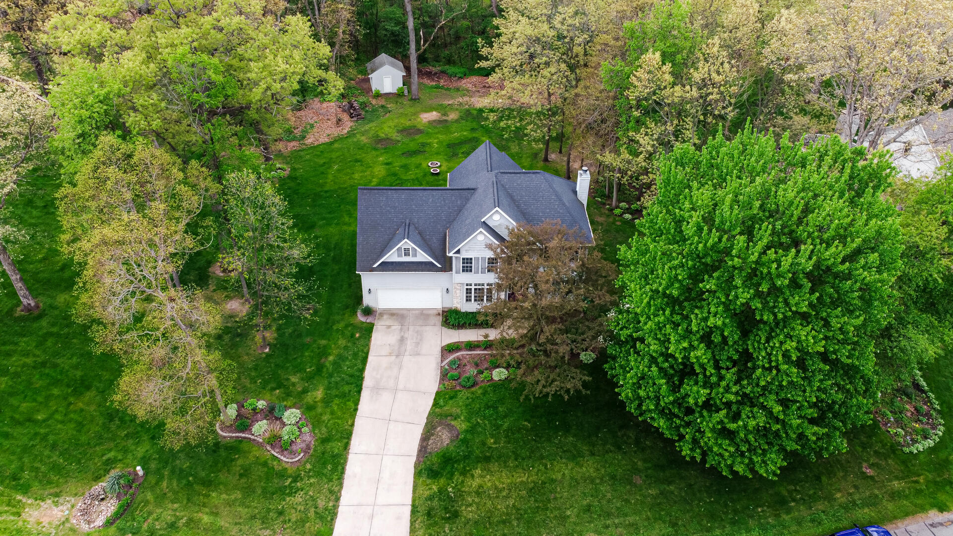 440 Oak Breeze Drive, Valparaiso, IN 46383; Image #2