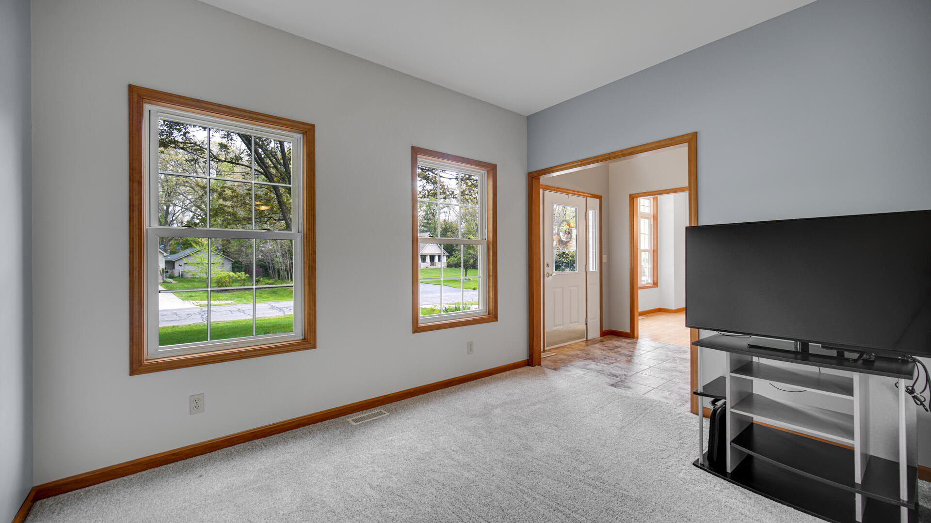 440 Oak Breeze Drive, Valparaiso, IN 46383; Image #5