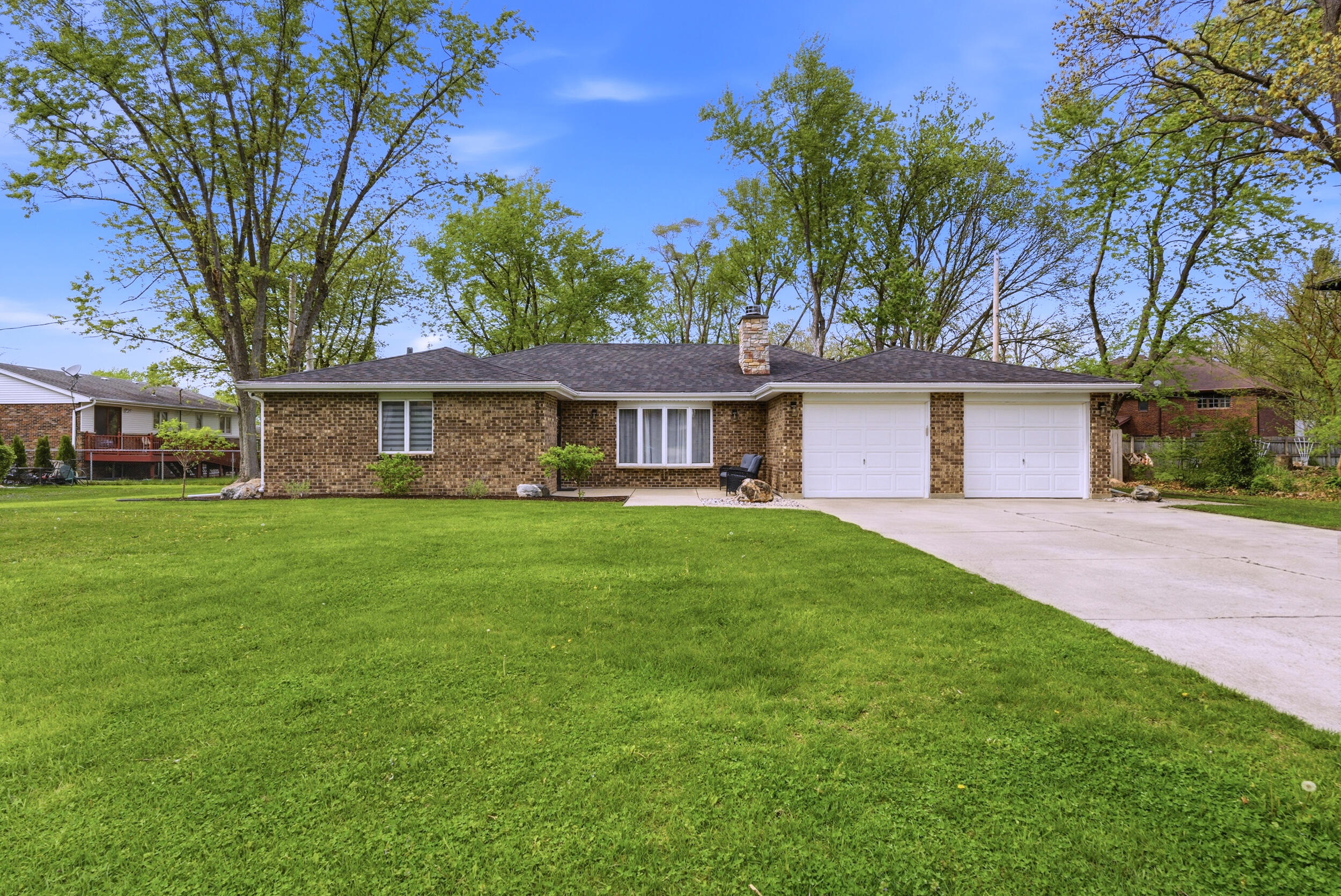 815 Schilling Drive, Dyer, IN 46311; Image #2