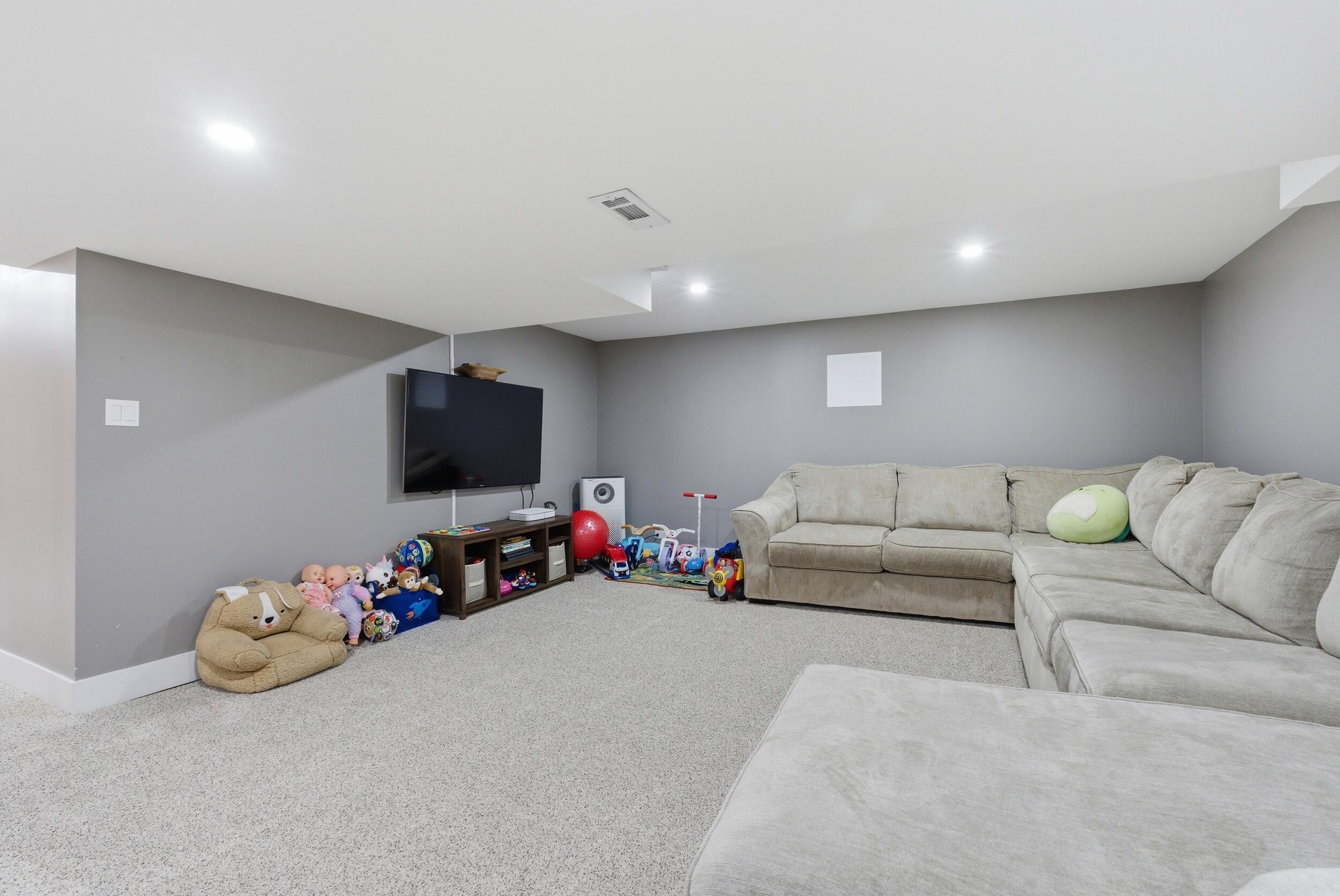 815 Schilling Drive, Dyer, IN 46311; Image #33