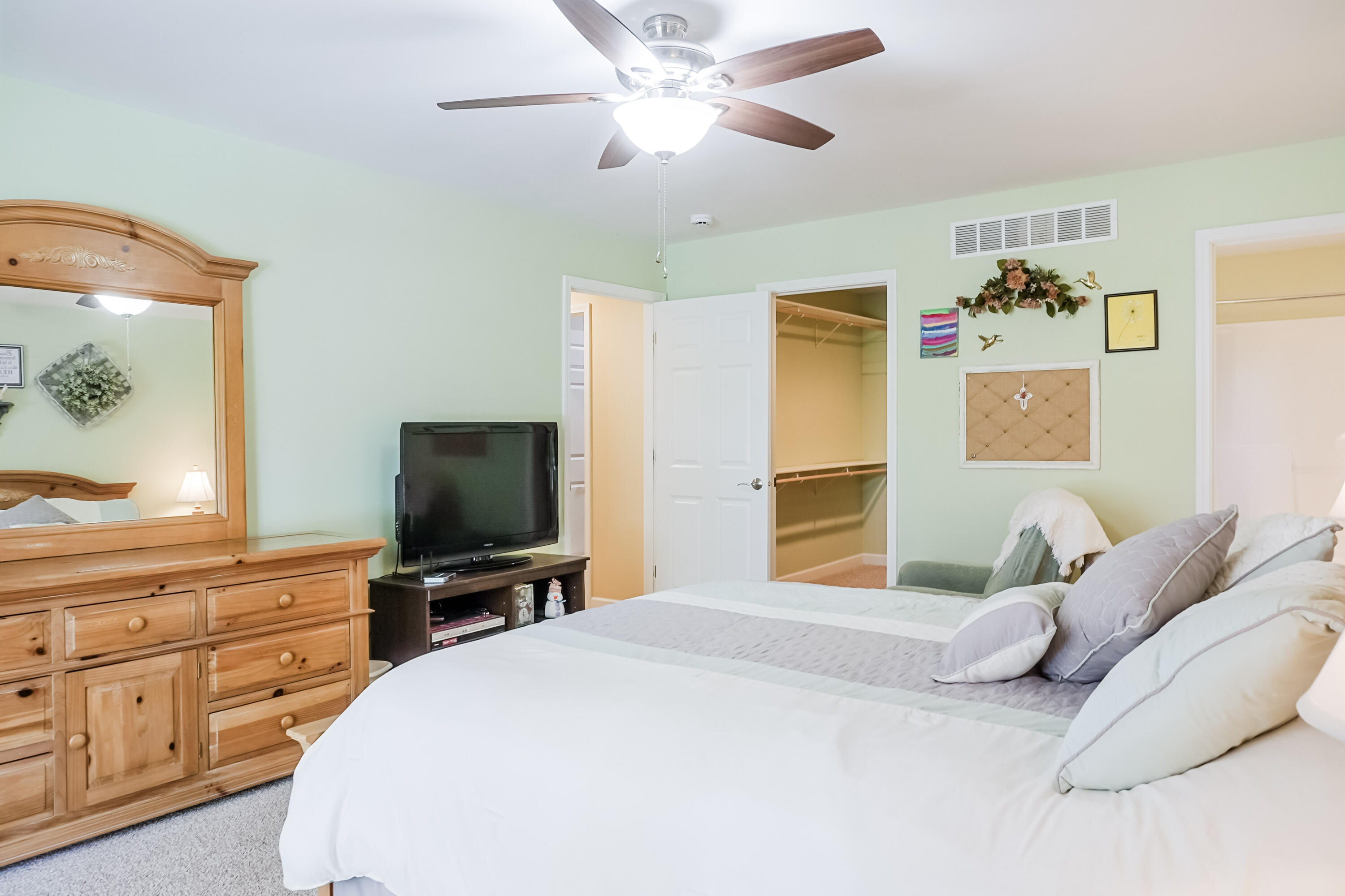 1270 E Greenview Place, Crown Point, IN 46307; Image #24
