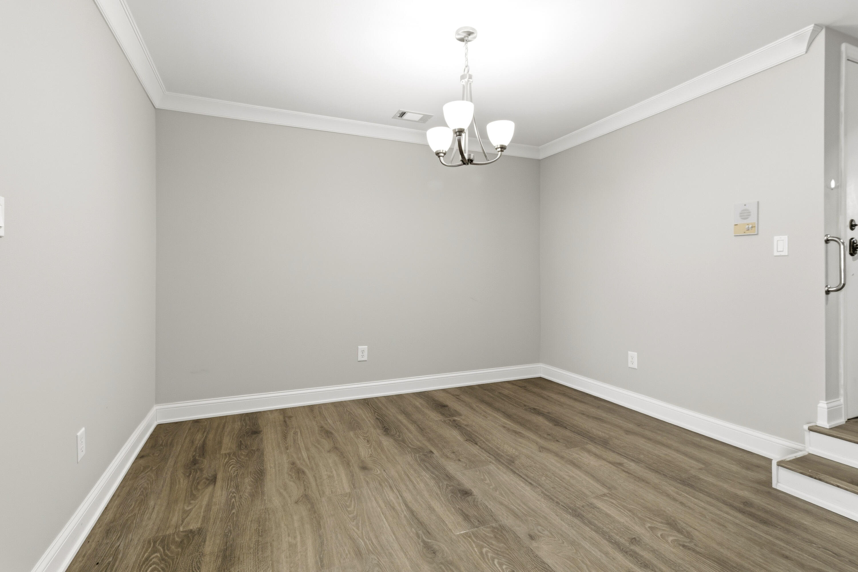 2545 E Lakeshore Drive, Crown Point, IN #A71, 46307; Image #17