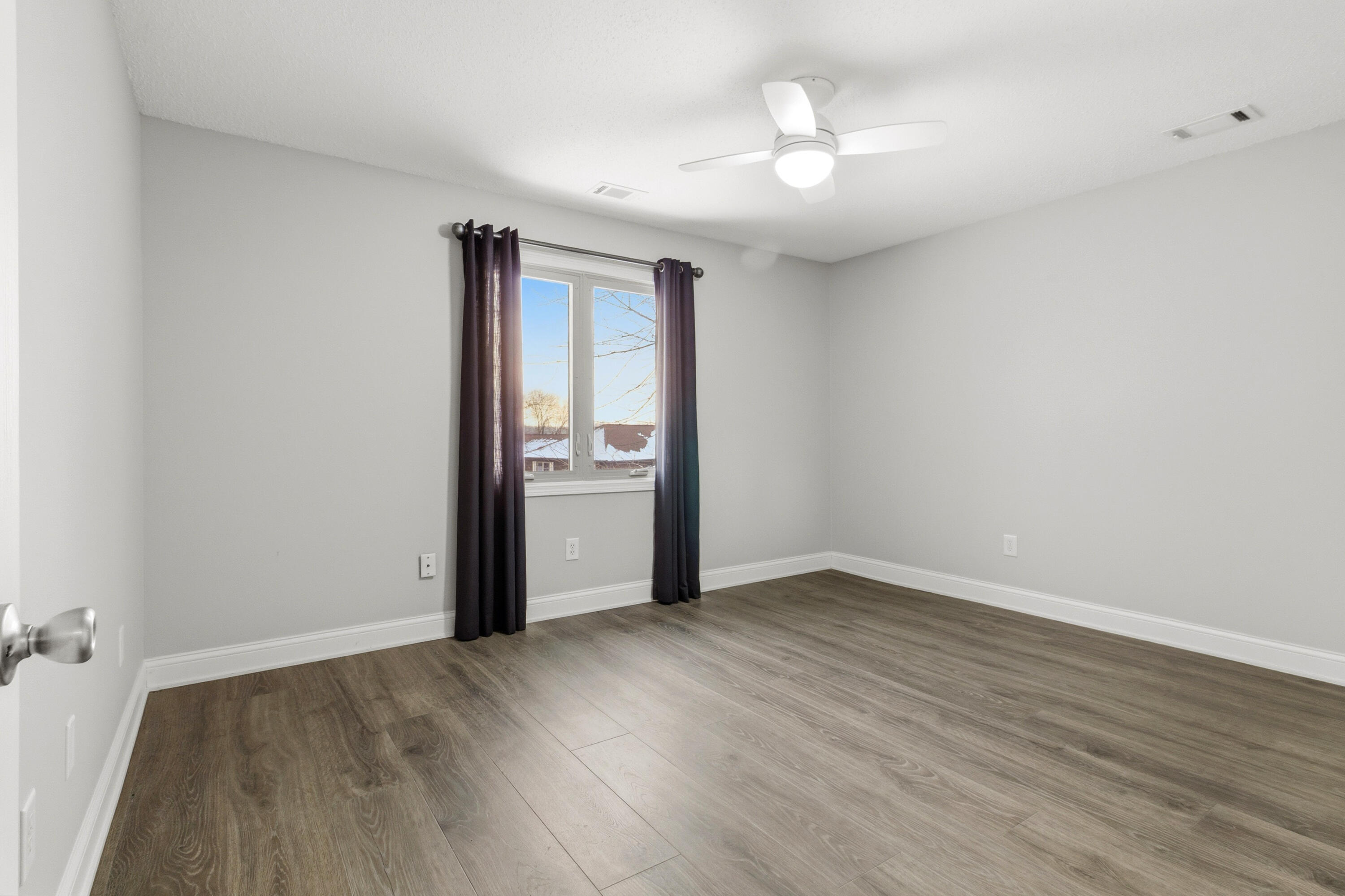 2545 E Lakeshore Drive, Crown Point, IN #A71, 46307; Image #24