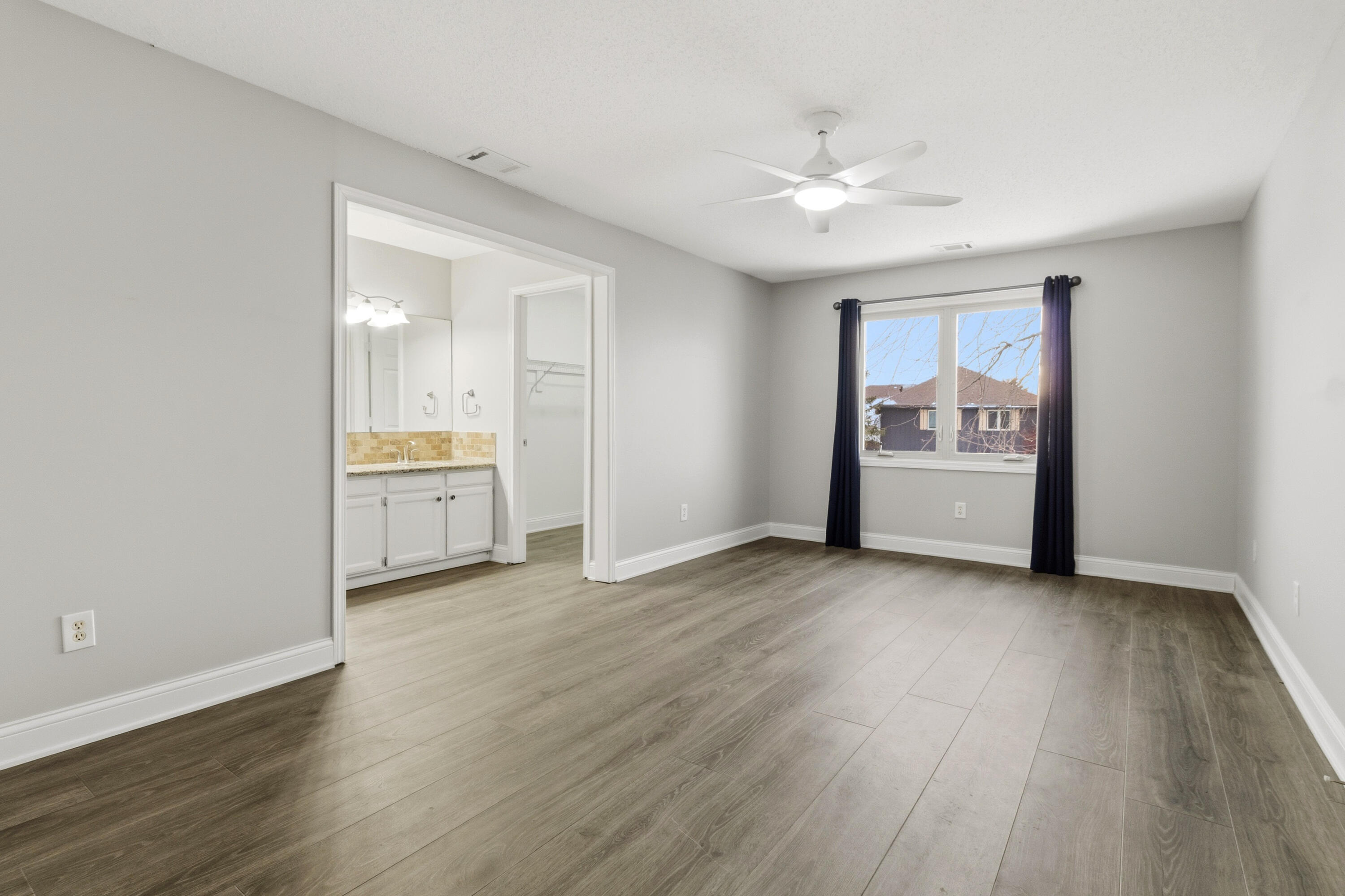 2545 E Lakeshore Drive, Crown Point, IN #A71, 46307; Image #25