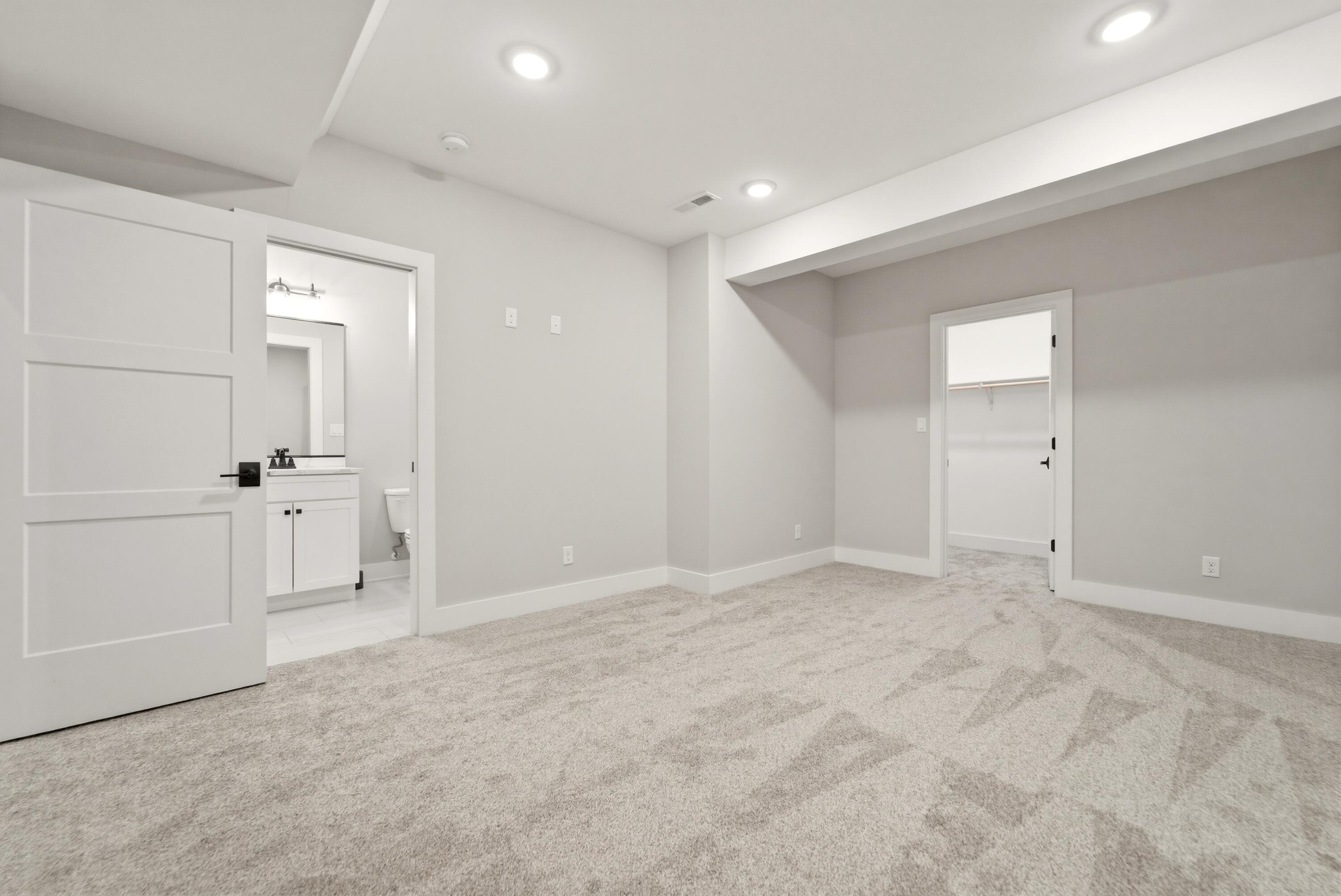 9343 Iris Drive, St. John, IN 46373; Image #36