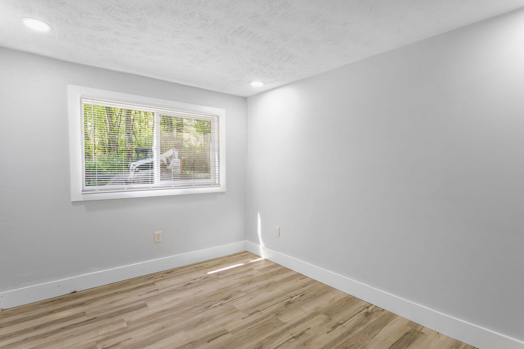 7323 E Pansy Lane, New Carlisle, IN 46552; Image #13