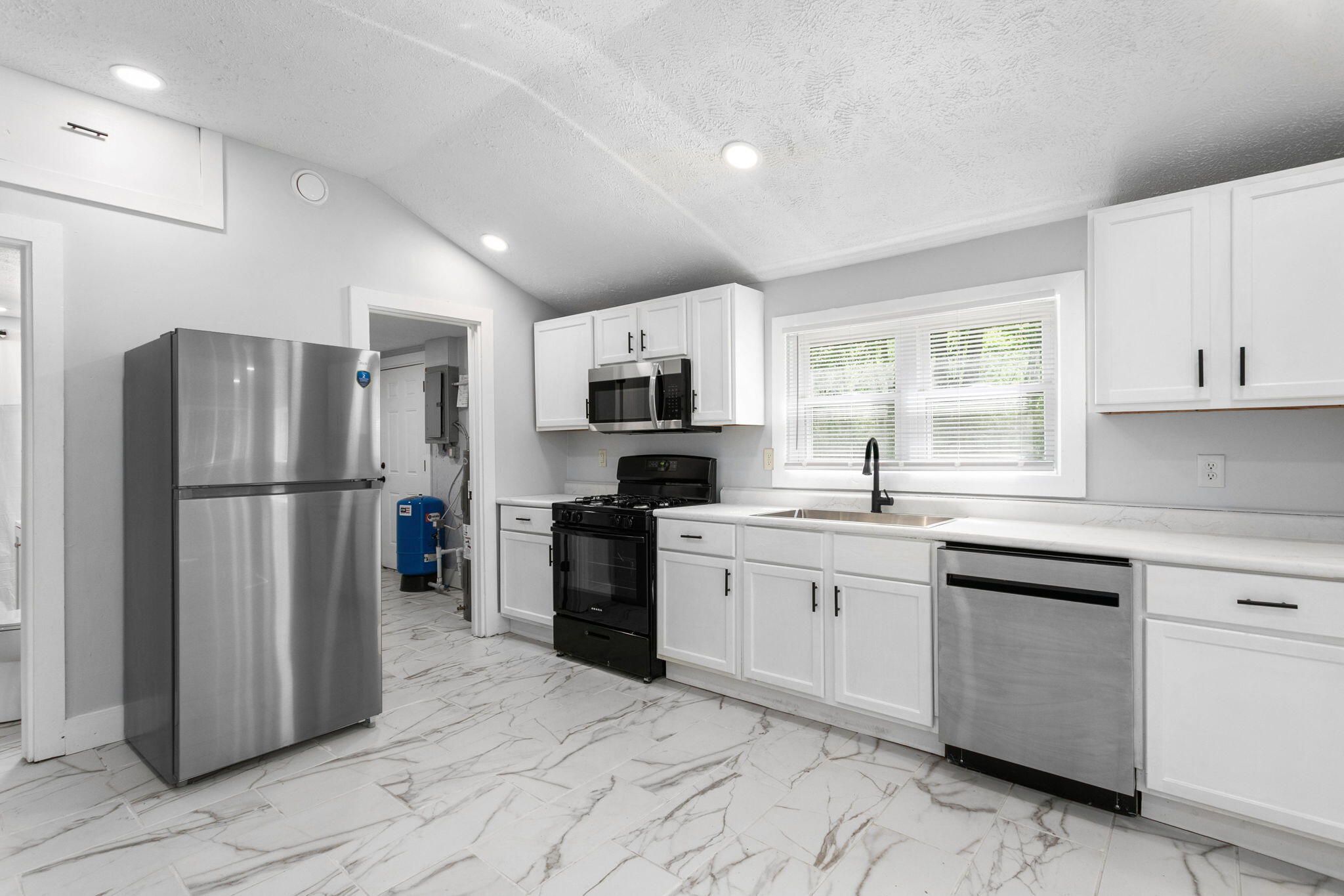 7323 E Pansy Lane, New Carlisle, IN 46552; Image #6