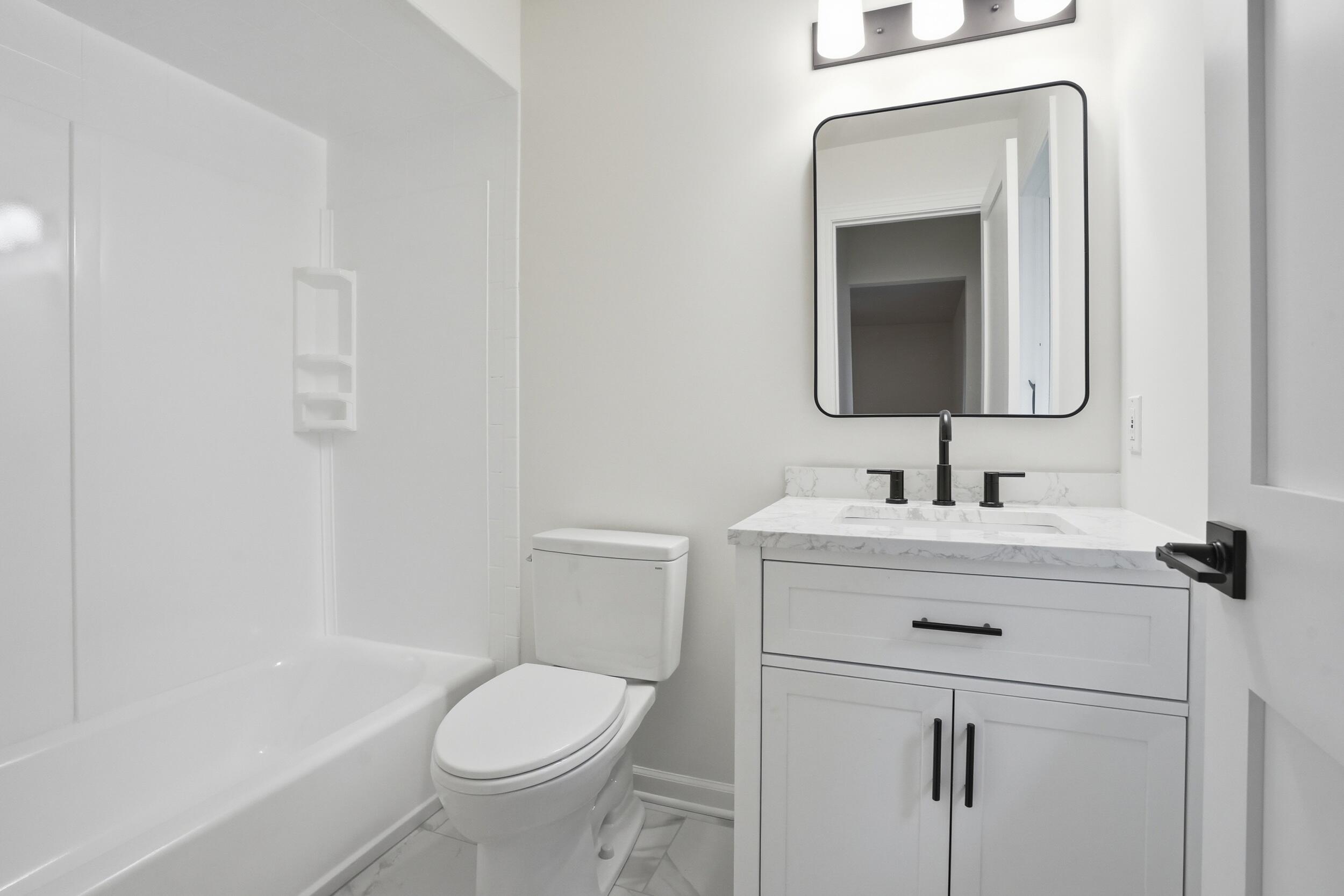 502 W 100 N, Valparaiso, IN 46385; Image #28