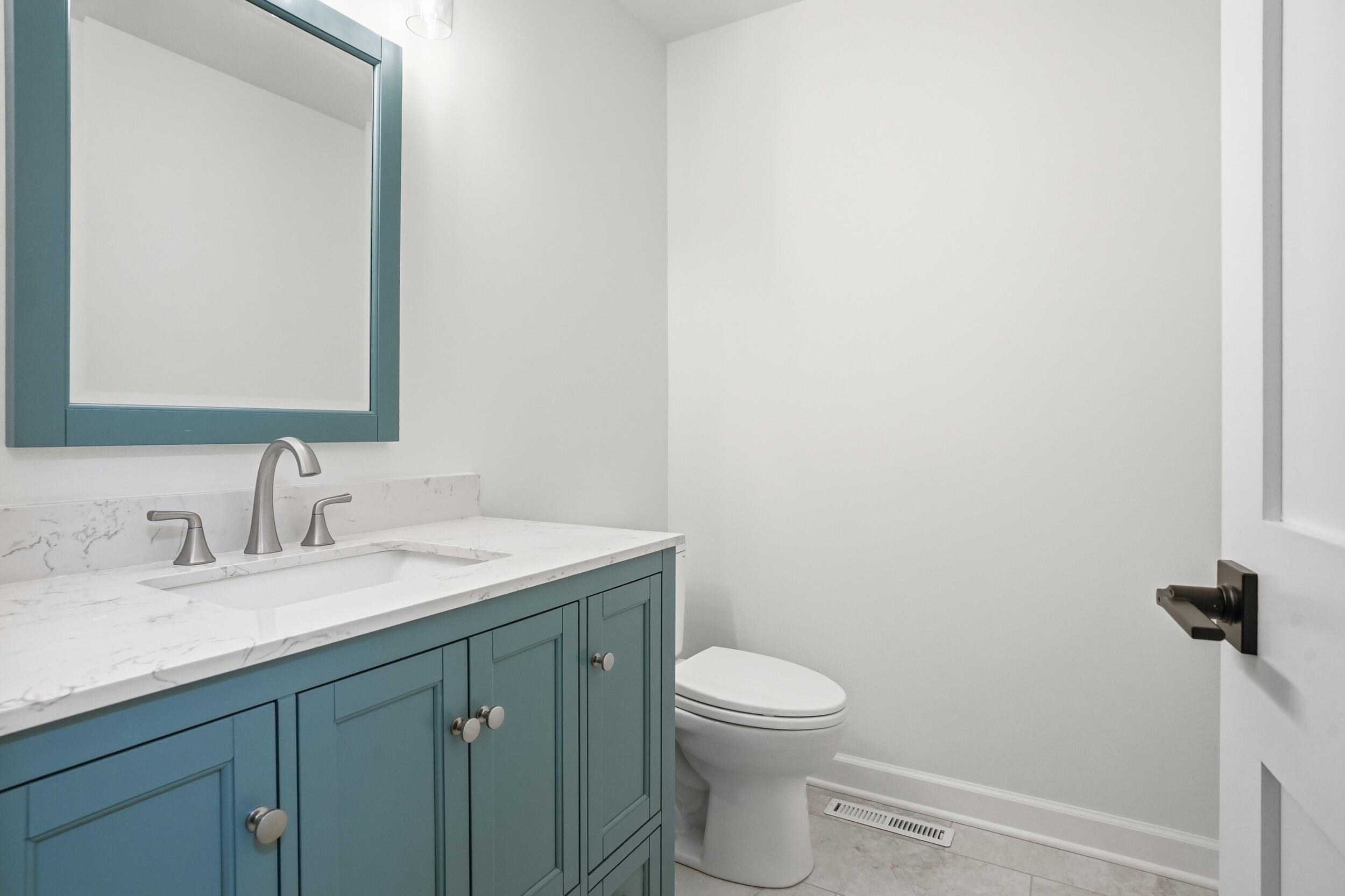 502 W 100 N, Valparaiso, IN 46385; Image #37