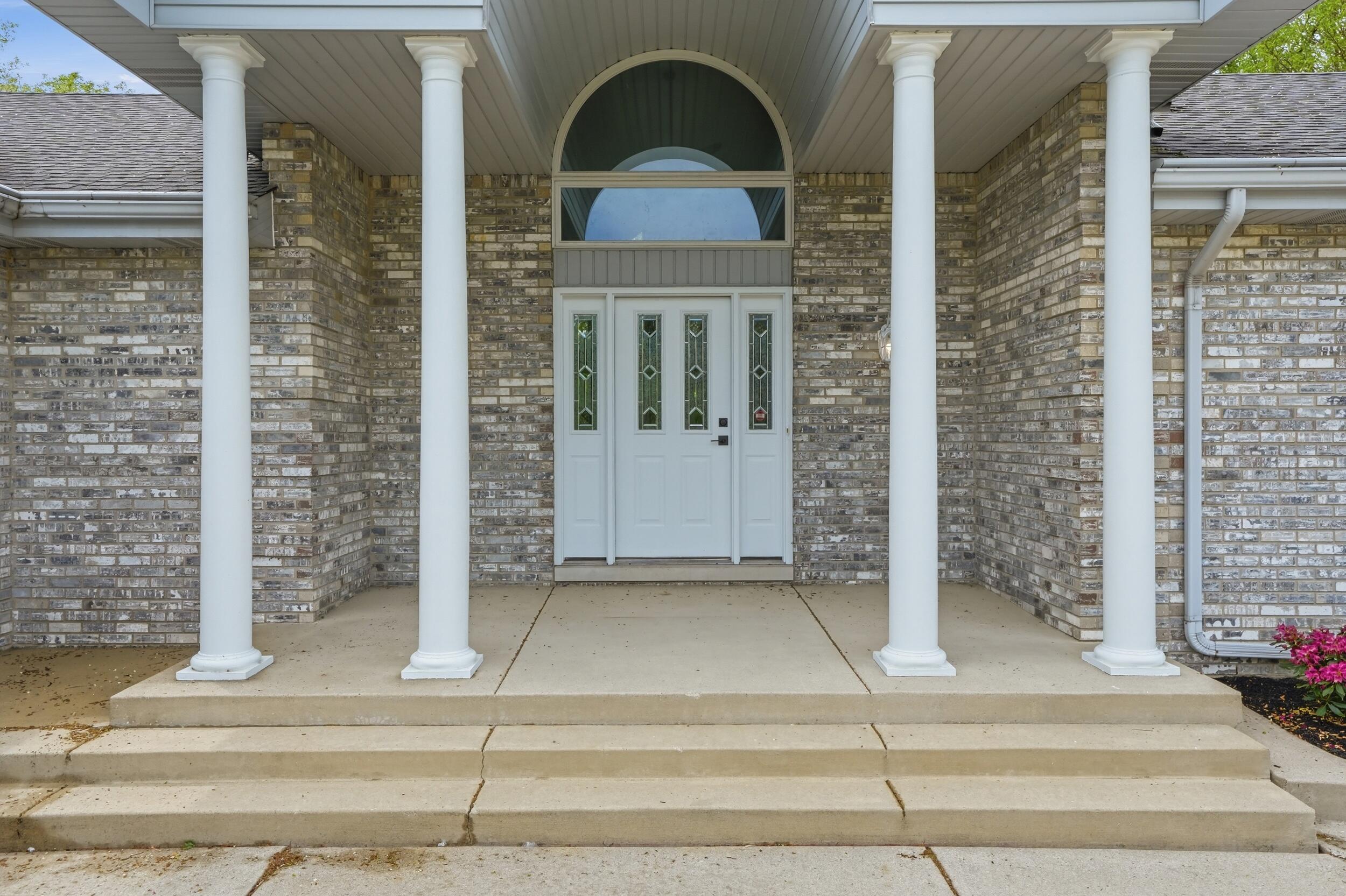 502 W 100 N, Valparaiso, IN 46385; Image #4
