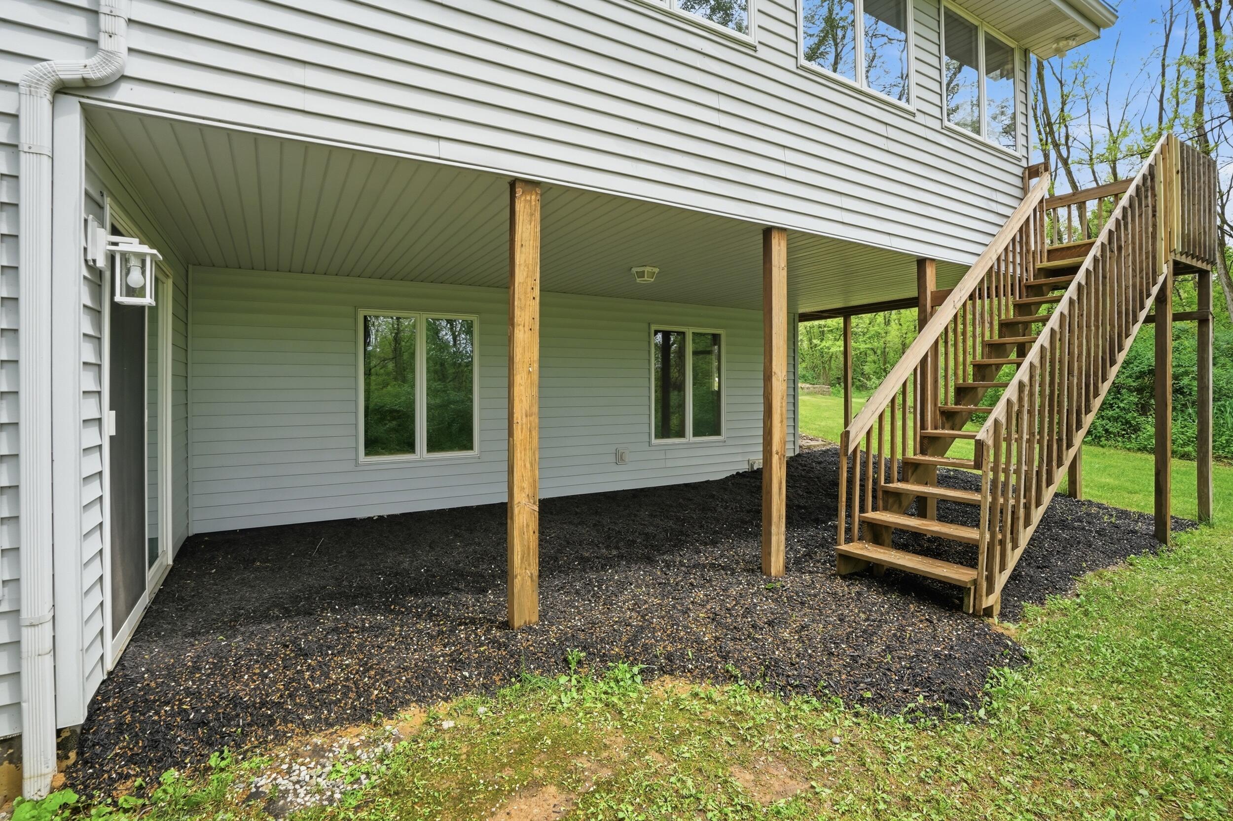 502 W 100 N, Valparaiso, IN 46385; Image #47