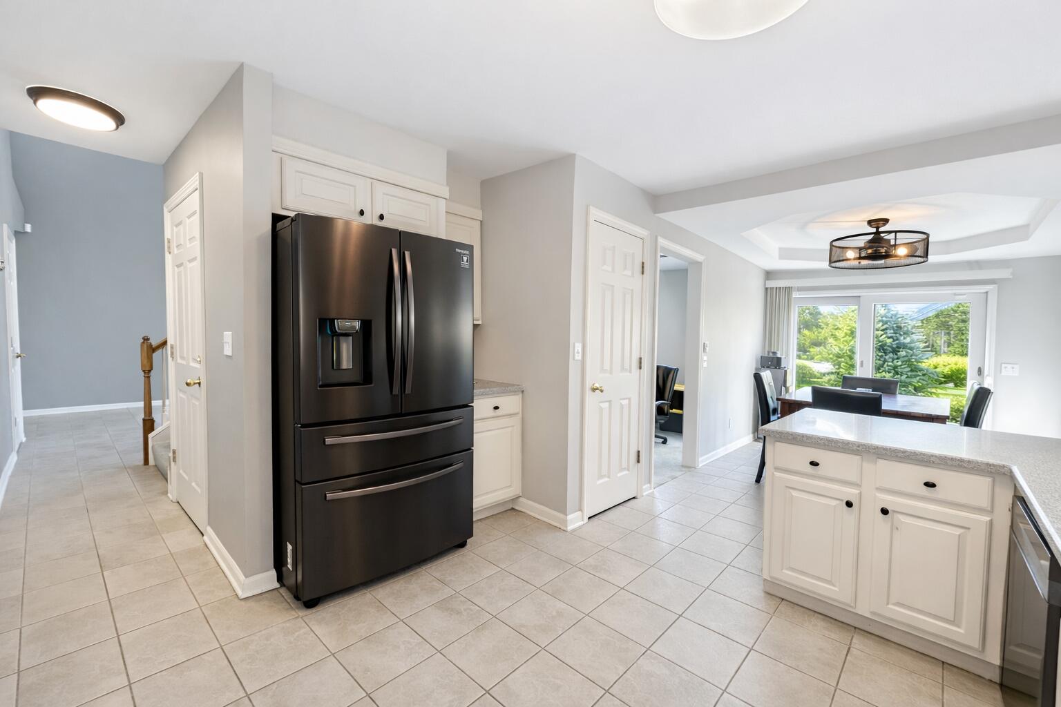 1717 Apple Blossom Drive, Munster, IN #3, 46321; Image #18