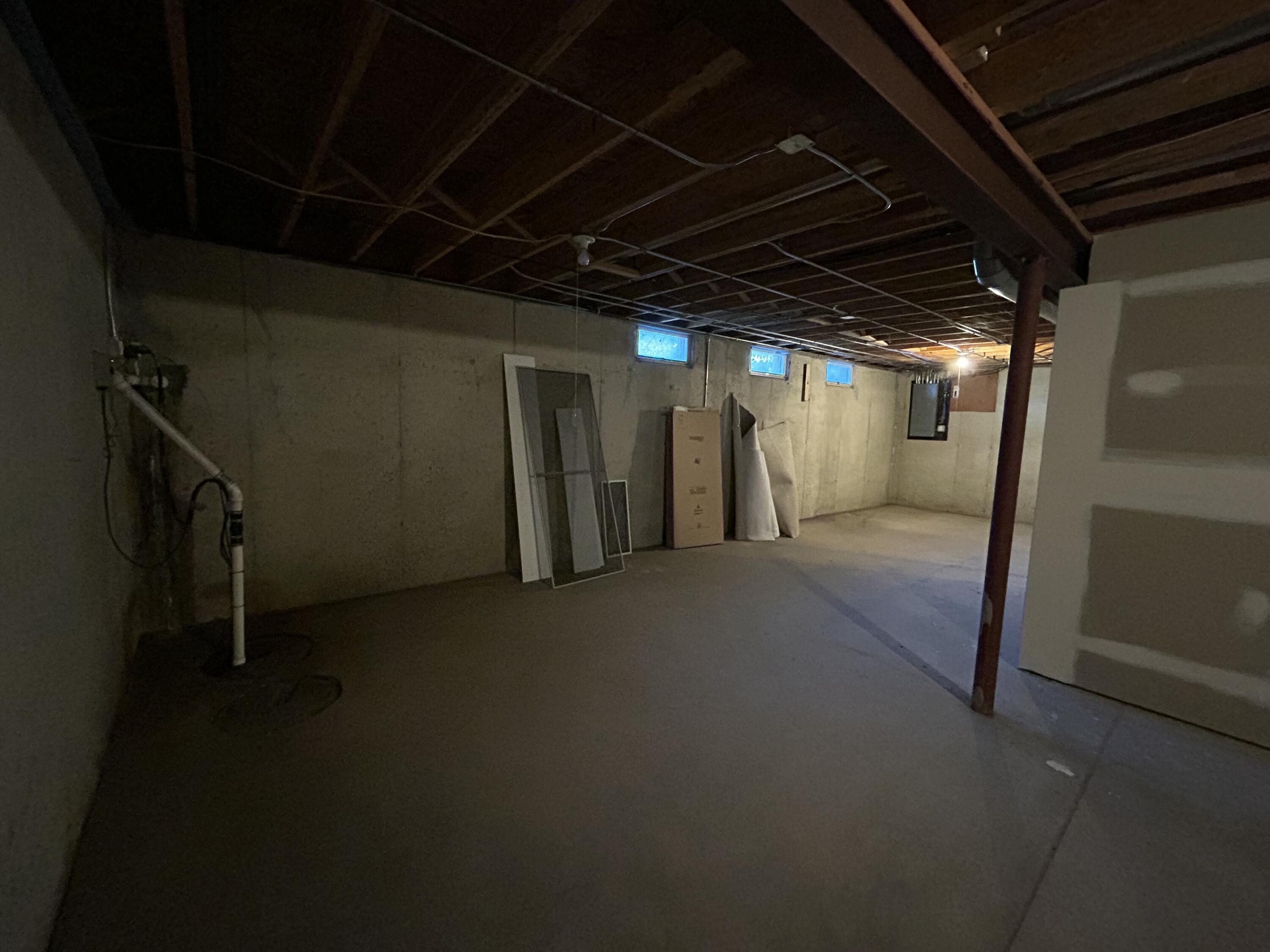 1717 Apple Blossom Drive, Munster, IN #3, 46321; Image #27