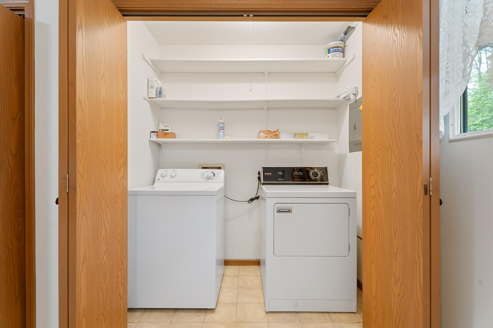 854 Jordan Circle, Schererville, IN 46375; Image #18