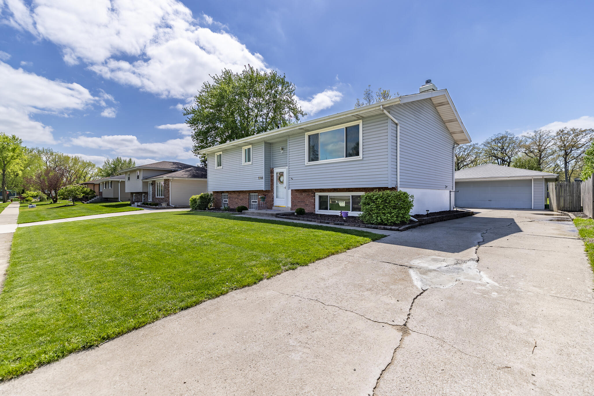 1644 Michael Drive, Schererville, IN 46375; Image #3