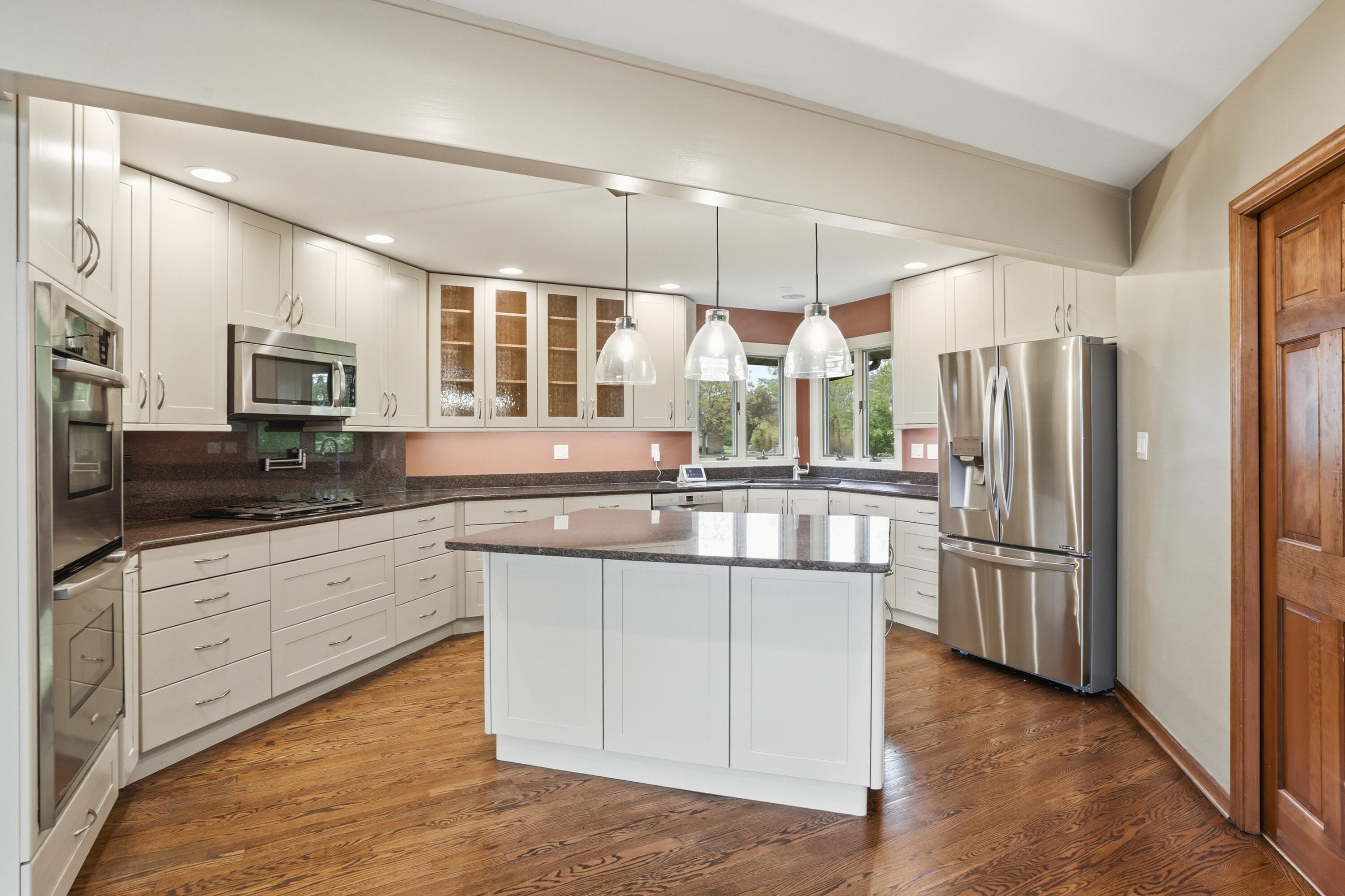732 Royal Dublin Lane, Dyer, IN 46311; Image #16