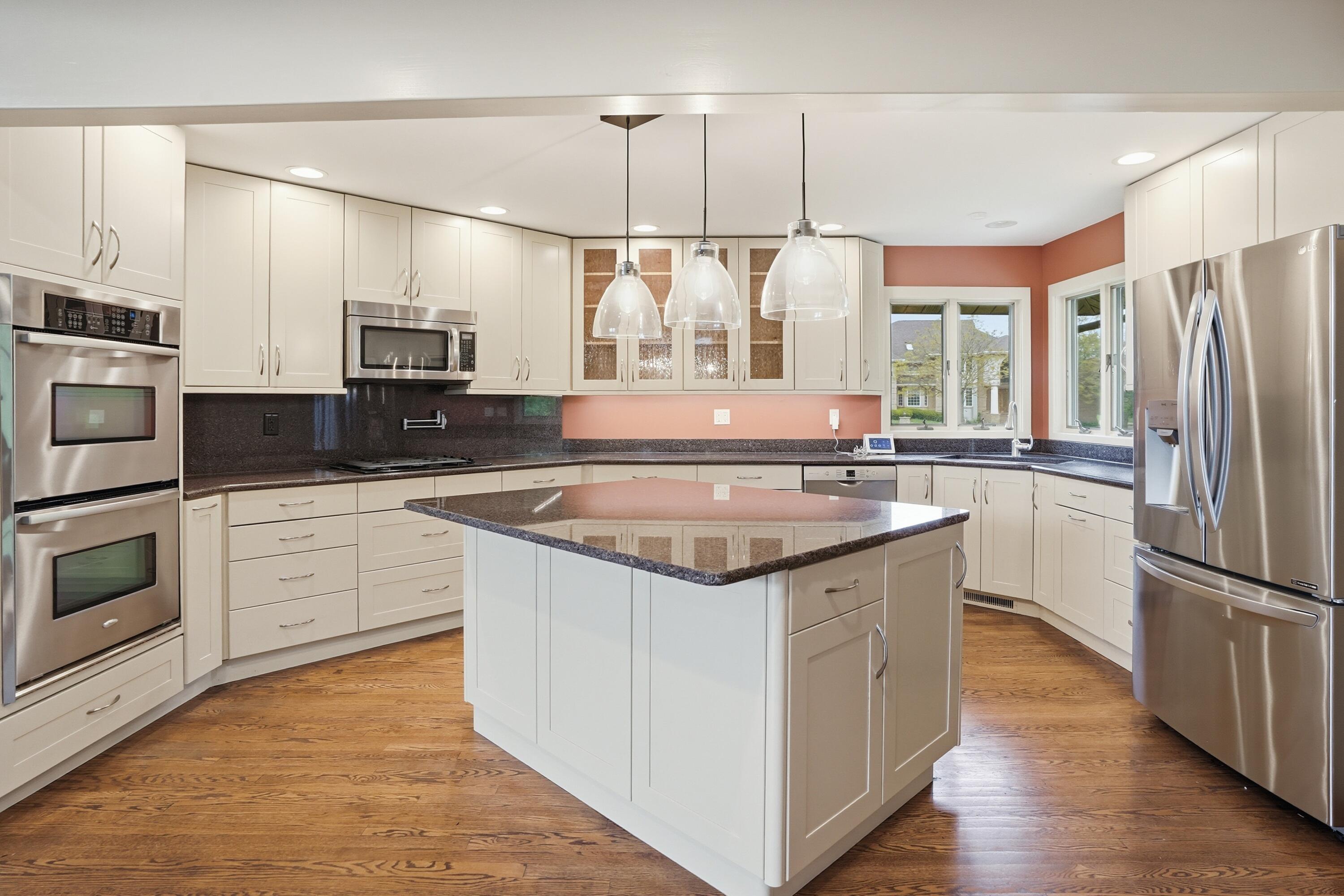 732 Royal Dublin Lane, Dyer, IN 46311; Image #17