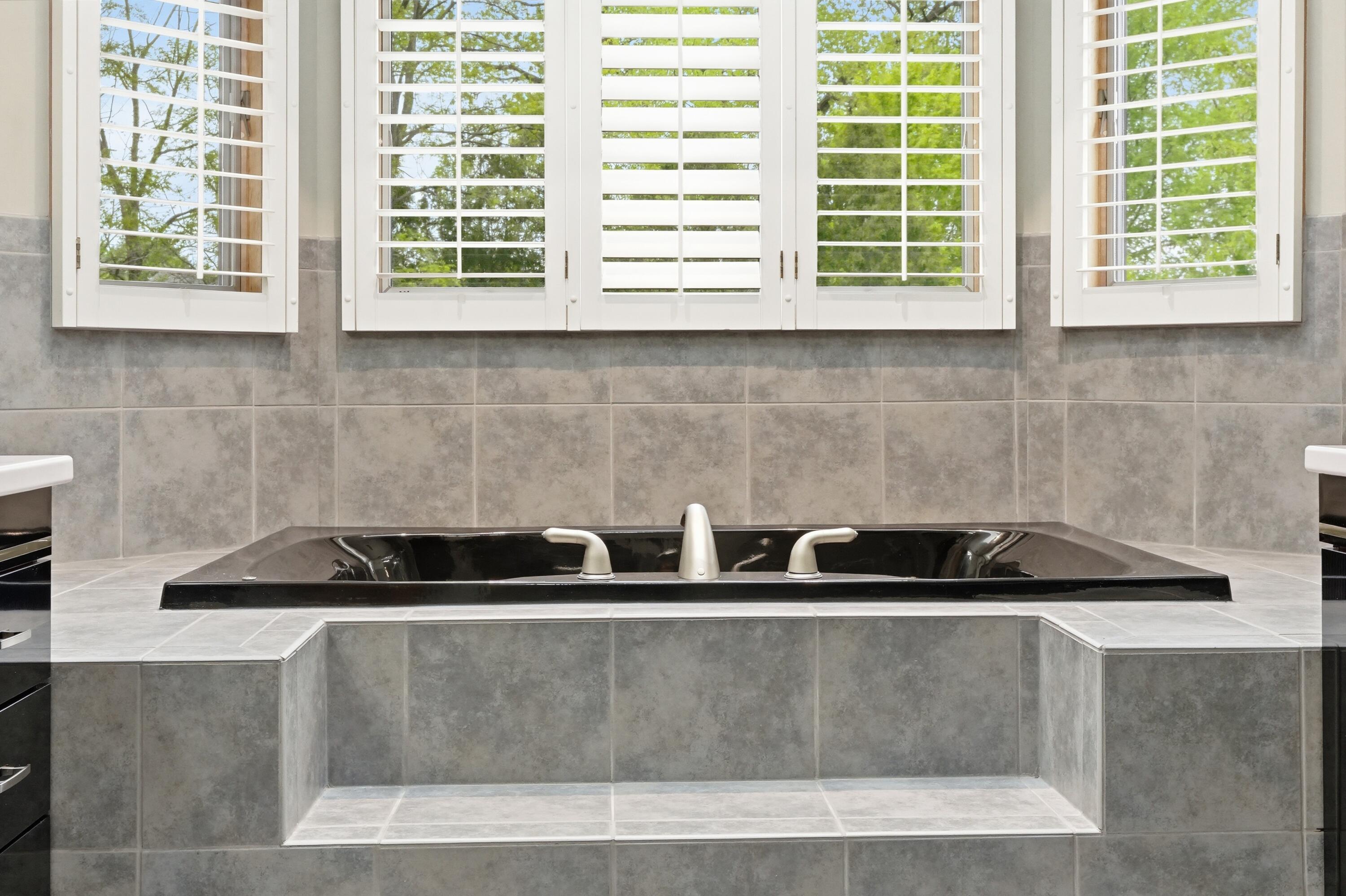 732 Royal Dublin Lane, Dyer, IN 46311; Image #34