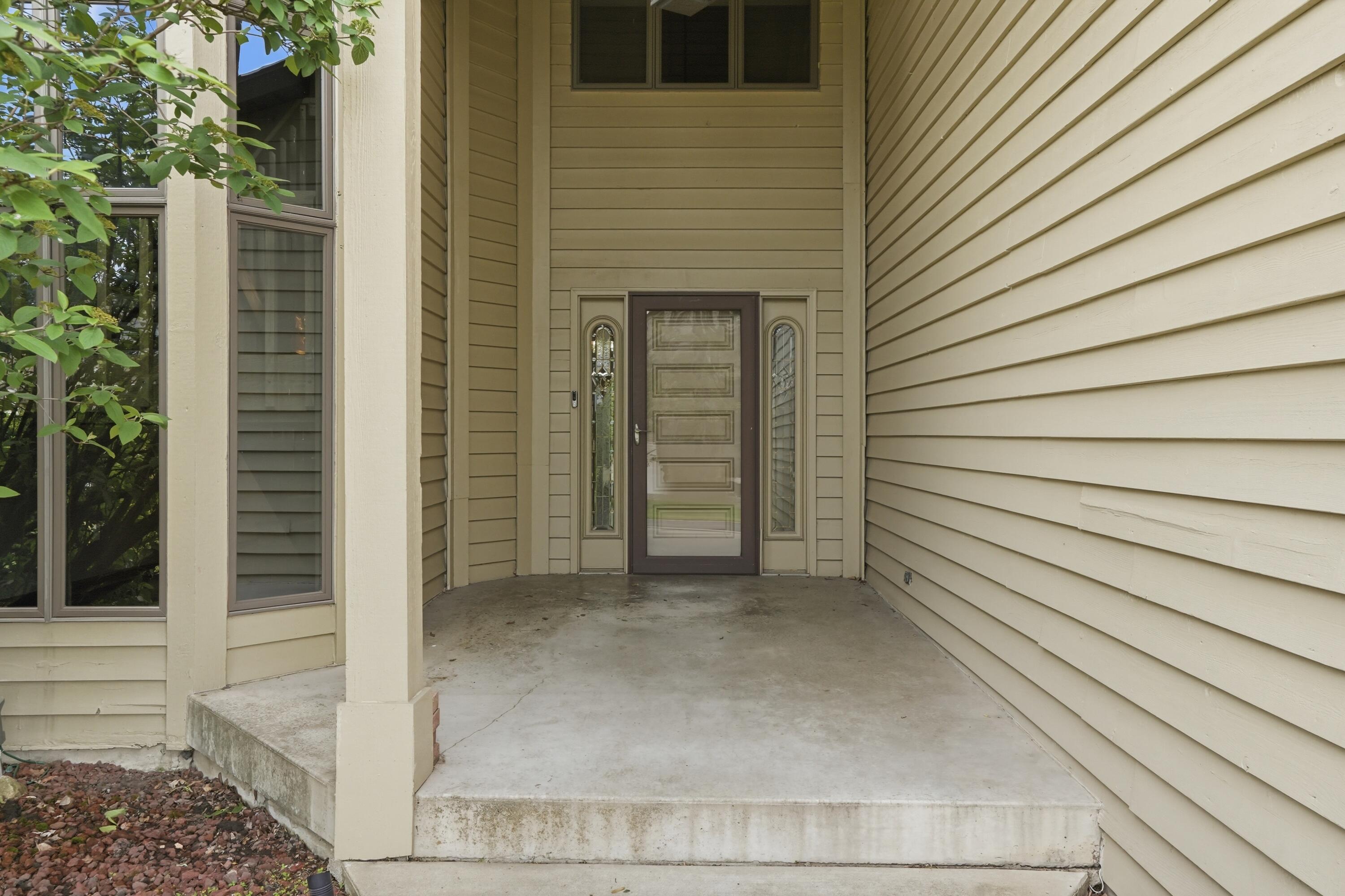 732 Royal Dublin Lane, Dyer, IN 46311; Image #5