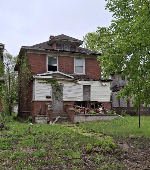 747 Van Buren Street, Gary, IN 46402; Image #2