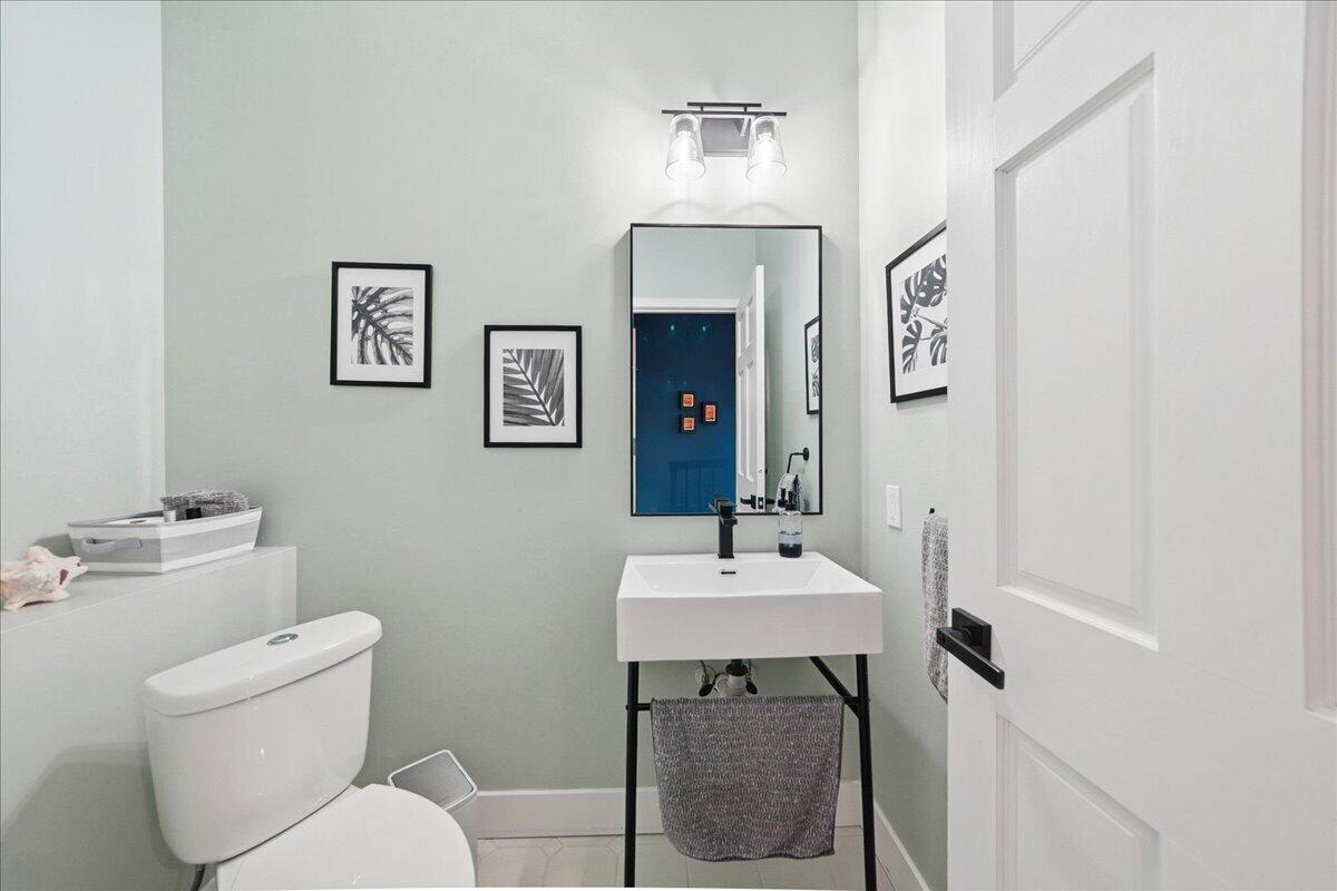 718 N Old Suman Road, Valparaiso, IN 46383; Image #23