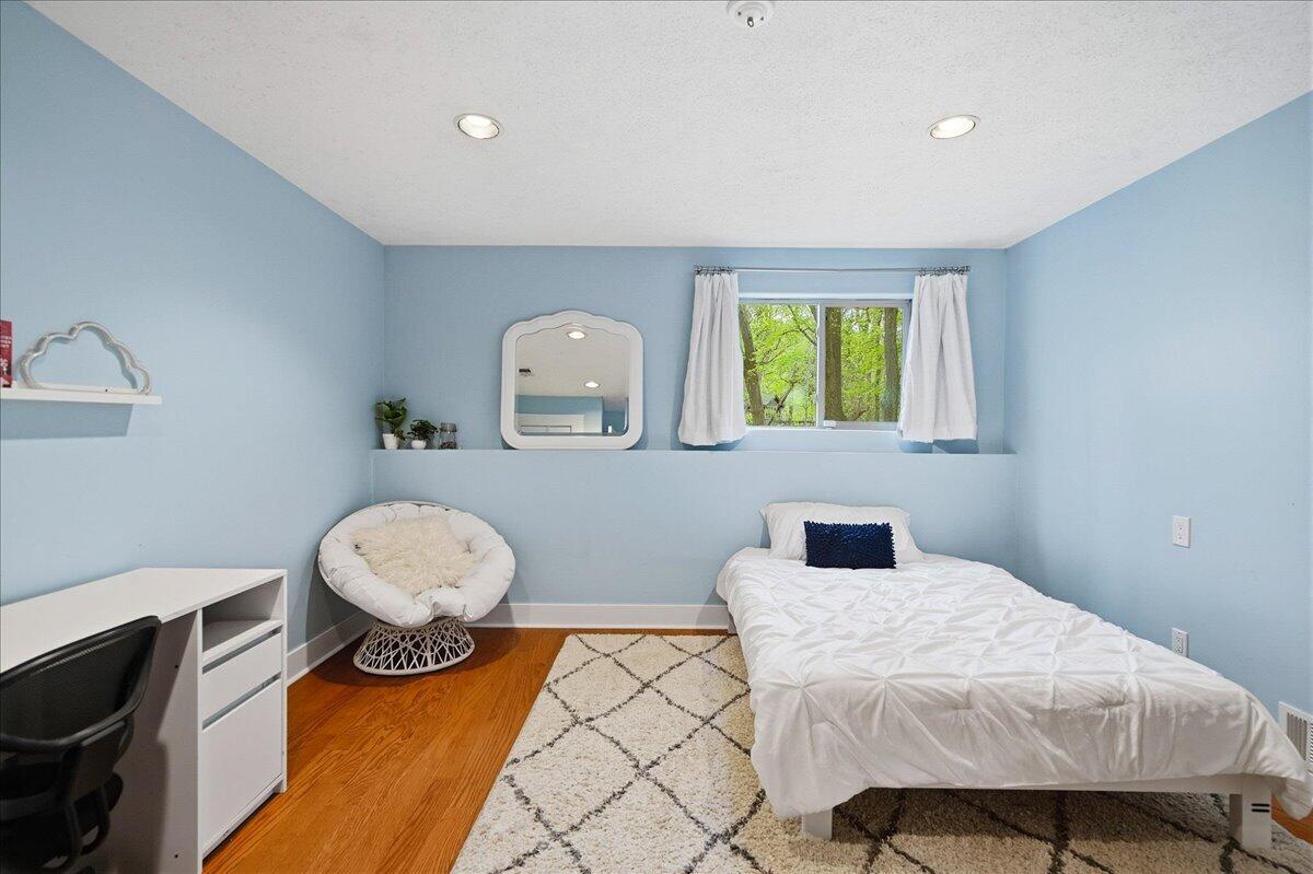 718 N Old Suman Road, Valparaiso, IN 46383; Image #30