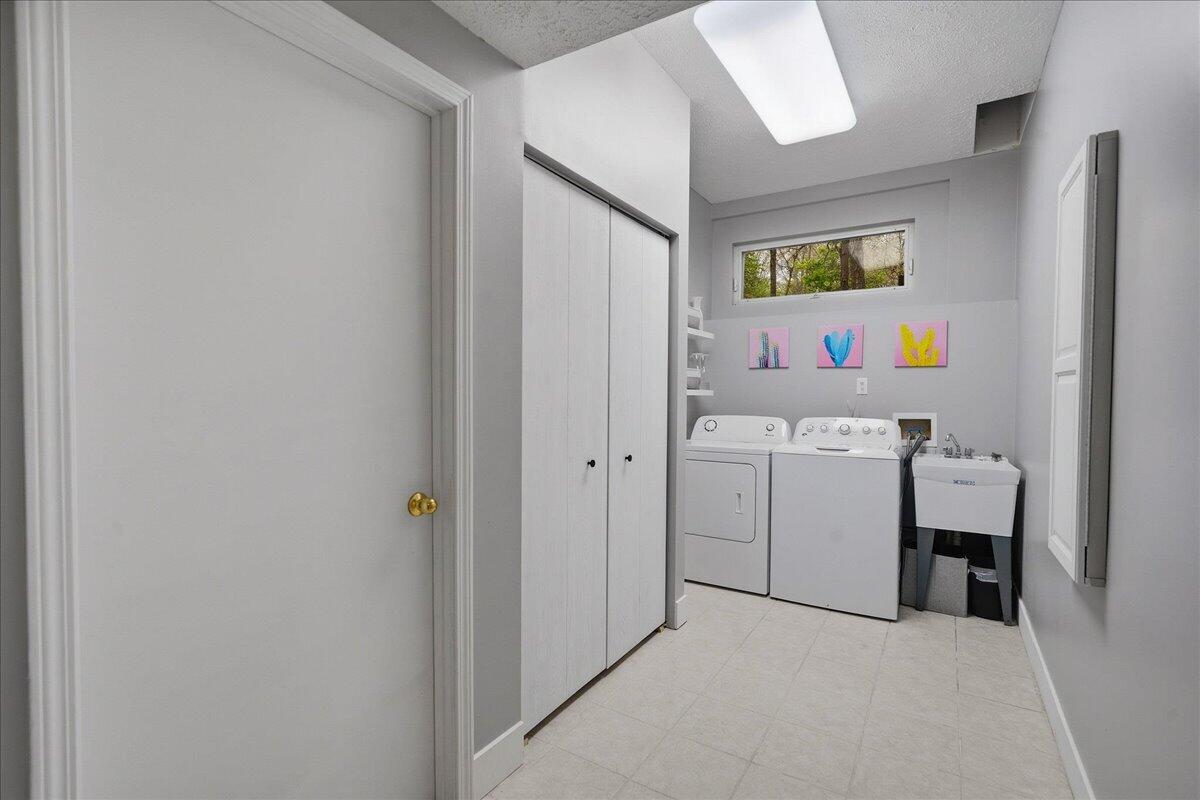 718 N Old Suman Road, Valparaiso, IN 46383; Image #32