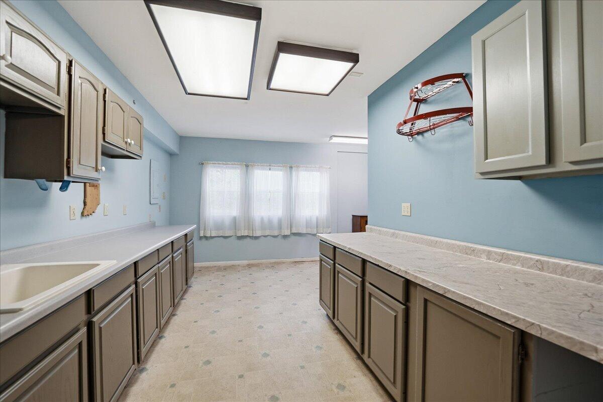 718 N Old Suman Road, Valparaiso, IN 46383; Image #36