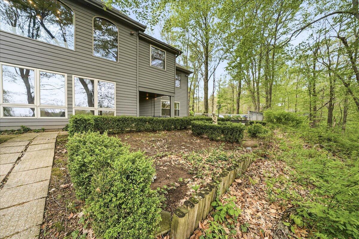 718 N Old Suman Road, Valparaiso, IN 46383; Image #46