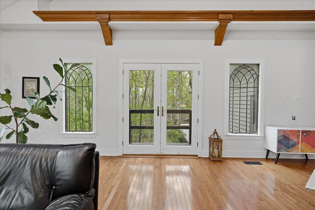 718 N Old Suman Road, Valparaiso, IN 46383; Image #8