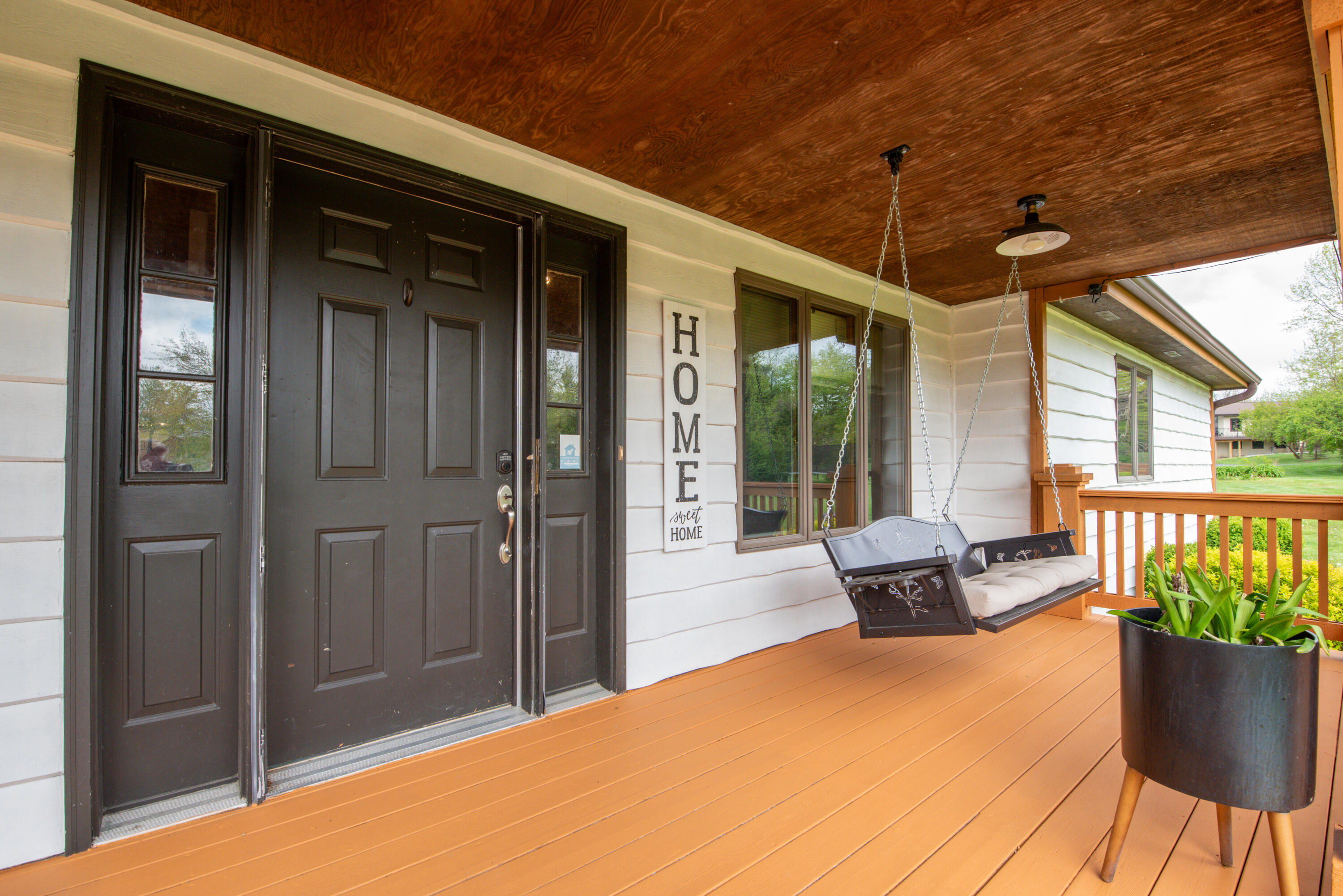 85 S County Line Road, Crown Point, IN 46307; Image #2