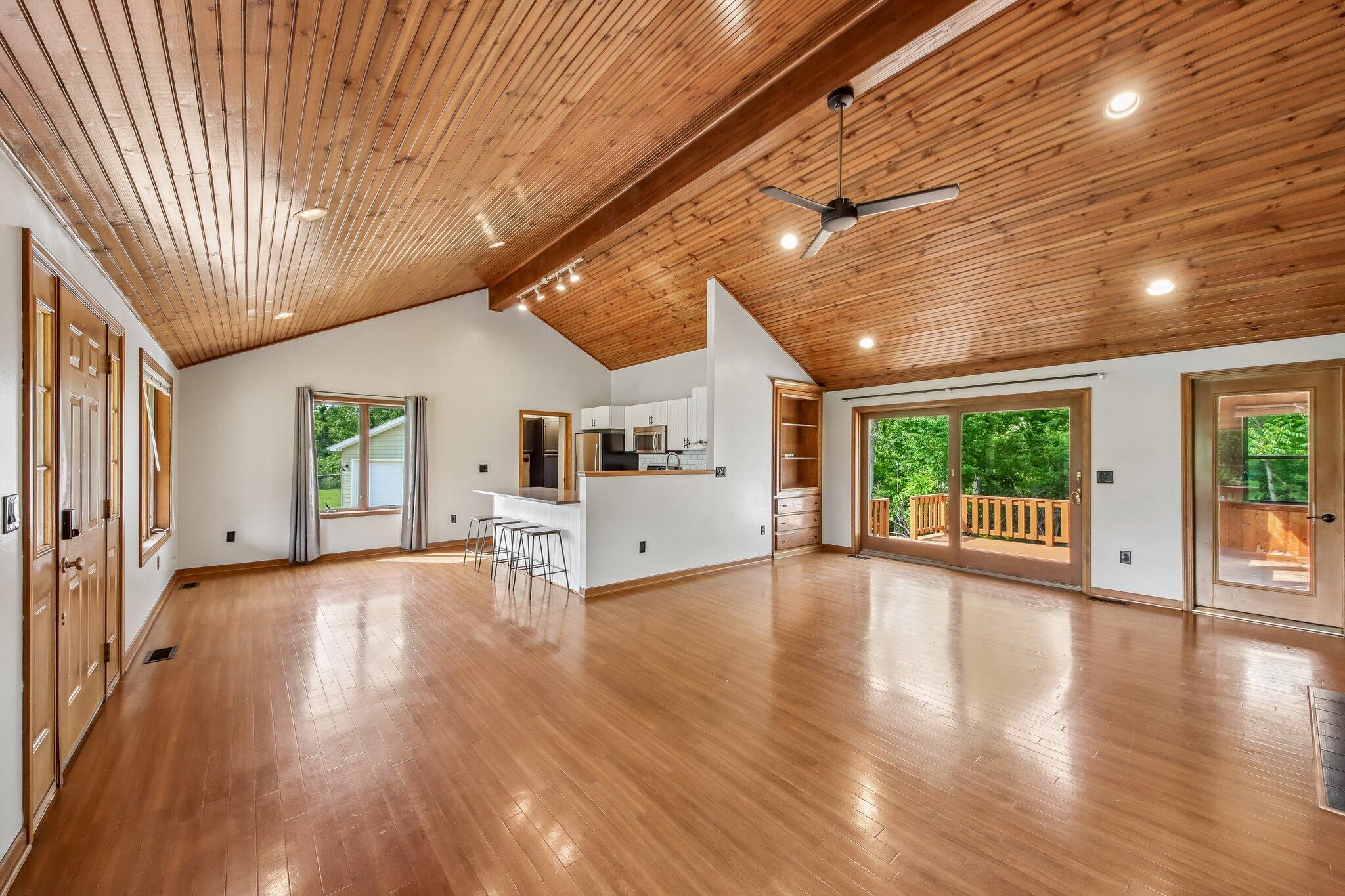 85 S County Line Road, Crown Point, IN 46307; Image #6