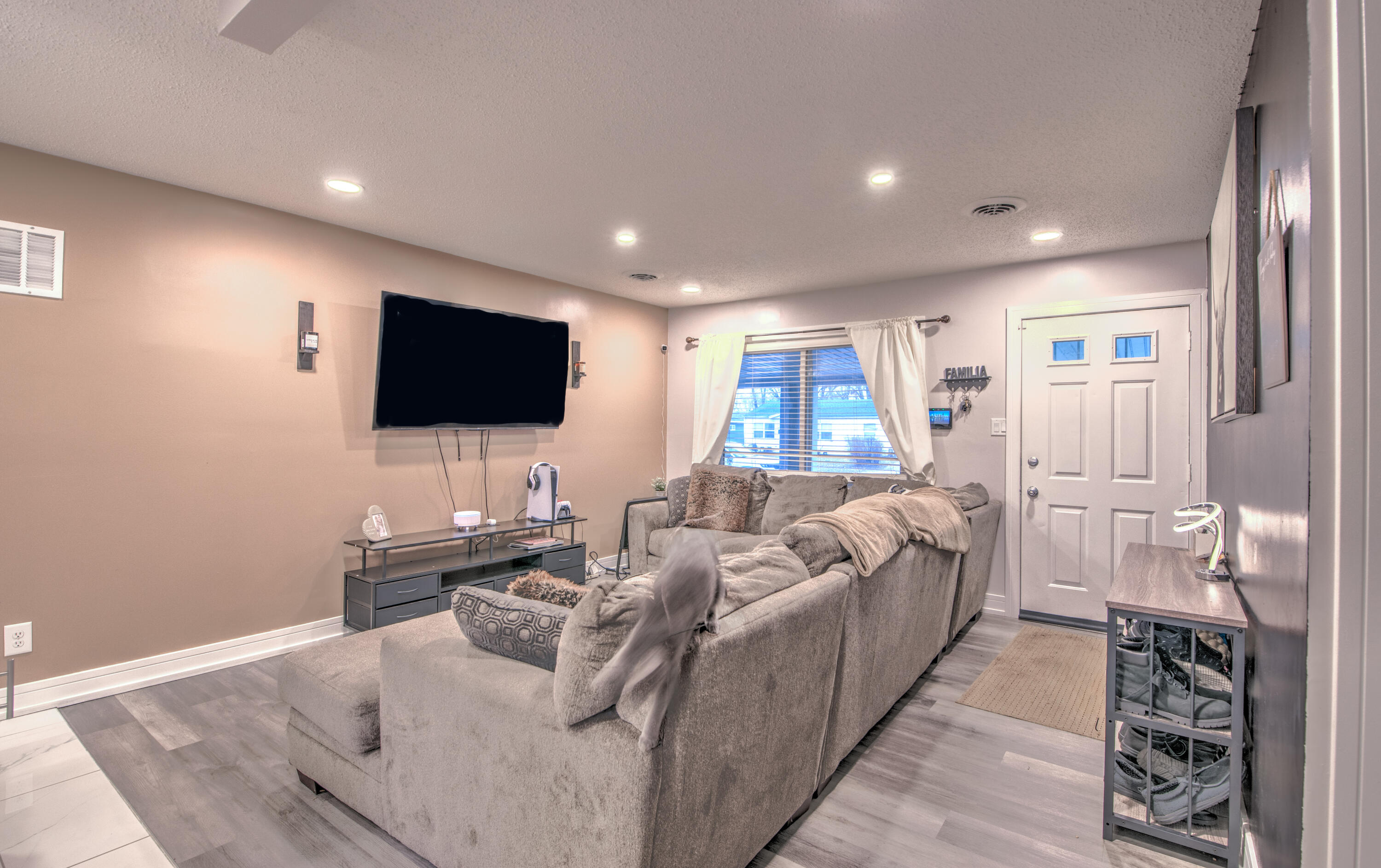 2080 Wright Street, Gary, IN 46404; Image #5