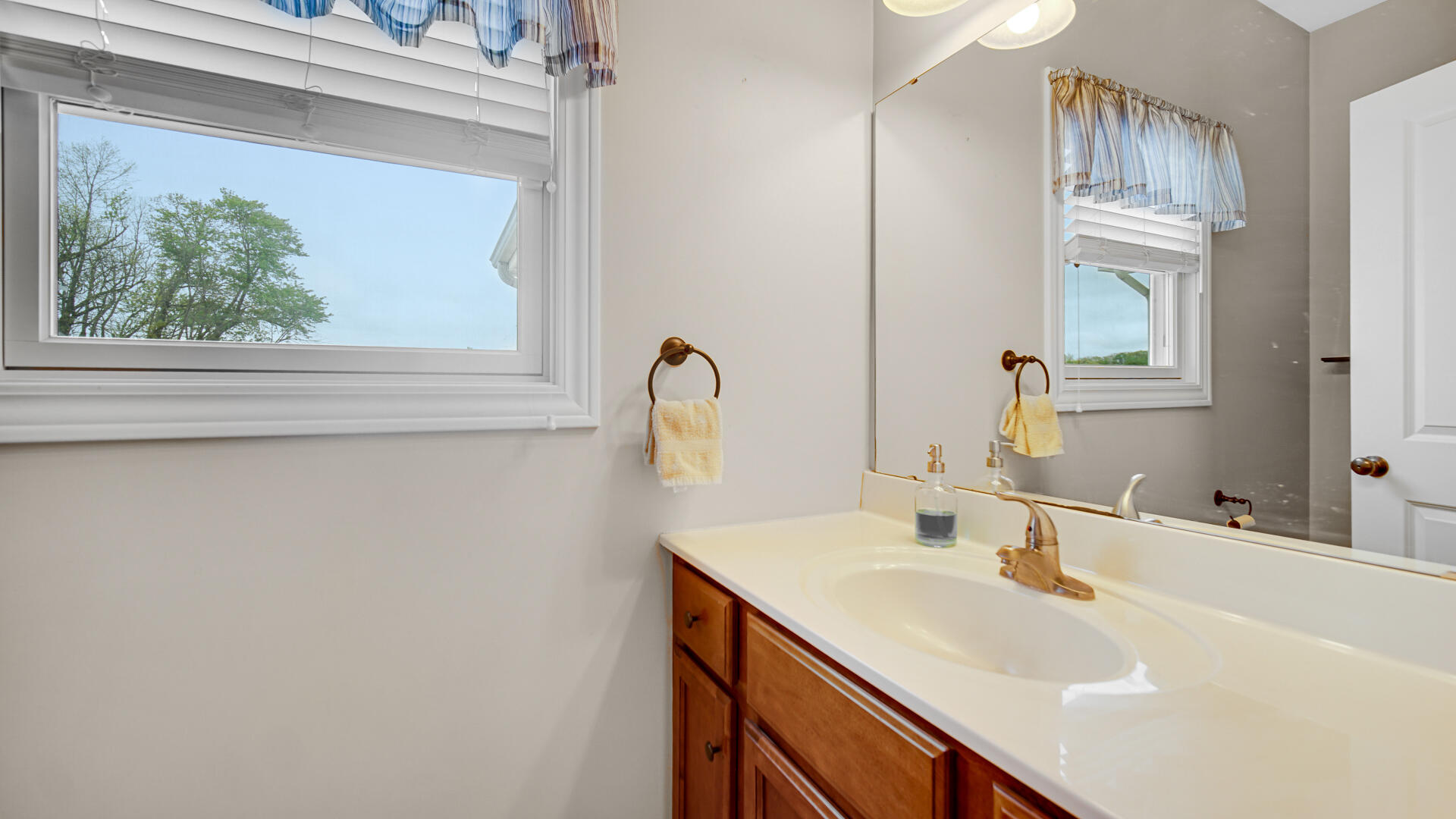 15290 Clark Street, Crown Point, IN 46307; Image #21