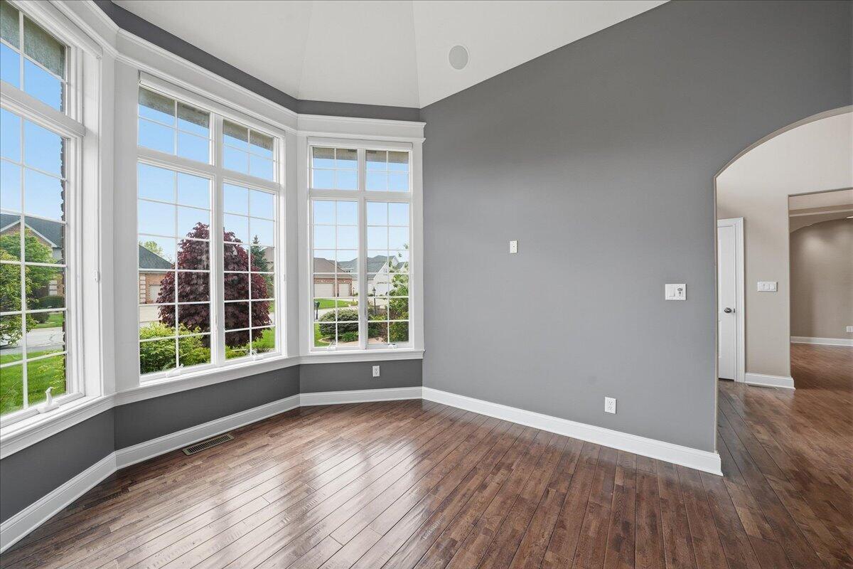 8858 Doubletree Drive S, Crown Point, IN 46307; Image #14
