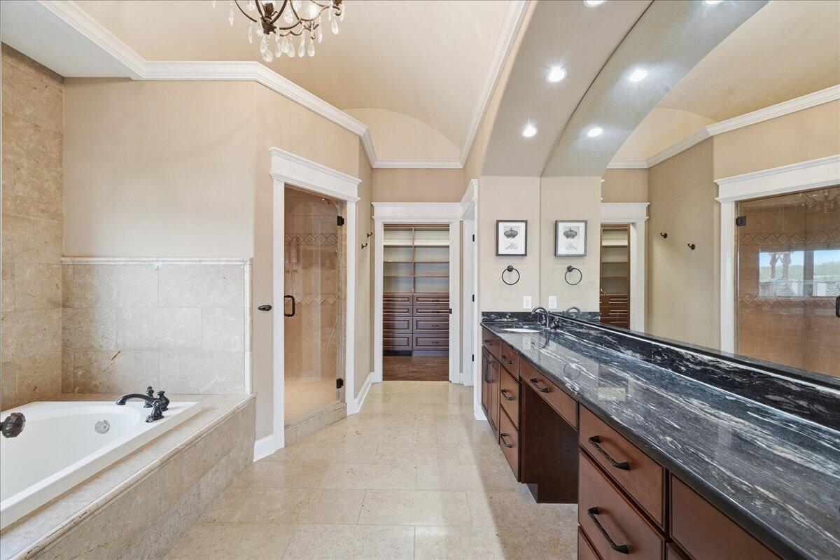 8858 Doubletree Drive S, Crown Point, IN 46307; Image #38