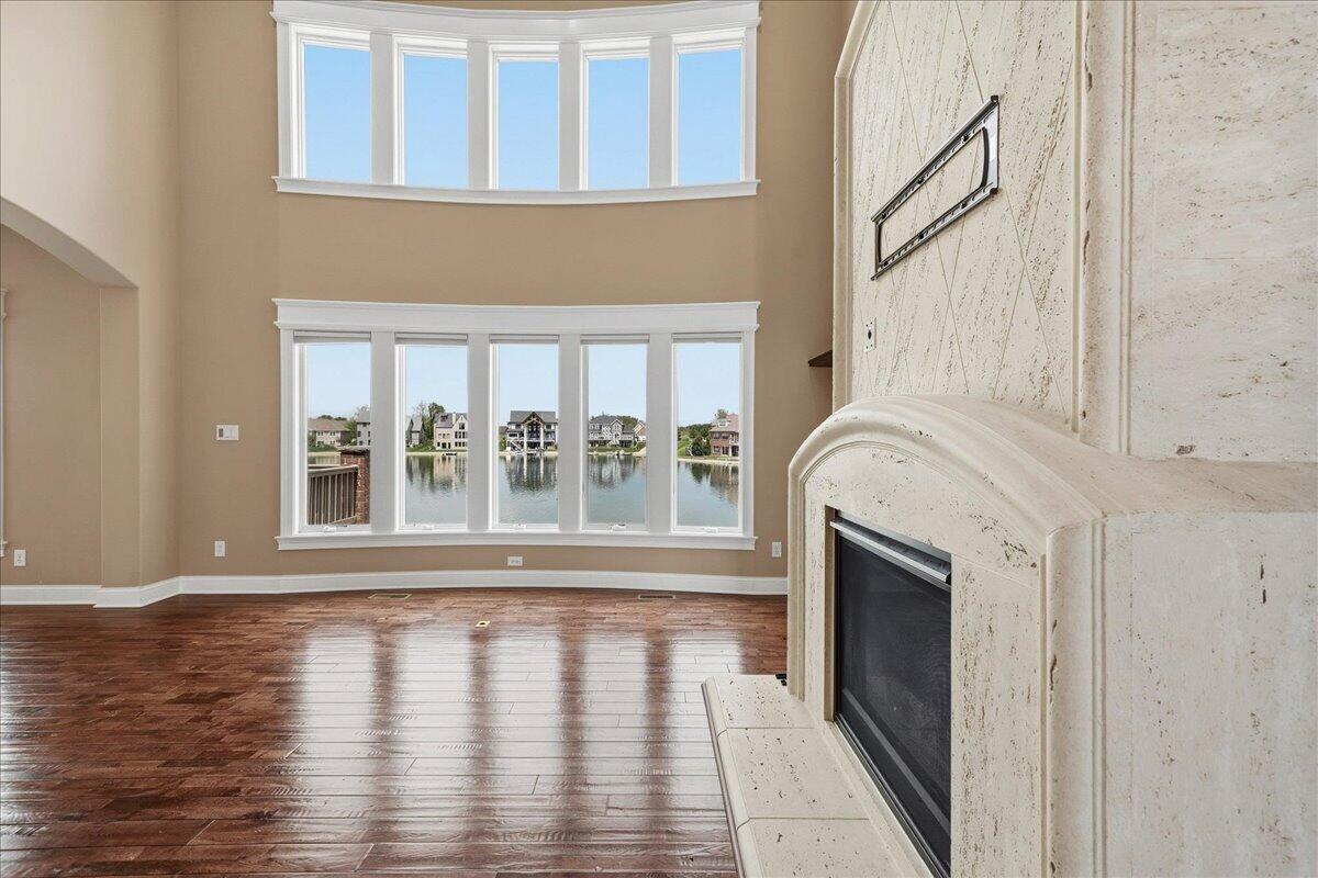 8858 Doubletree Drive S, Crown Point, IN 46307; Image #4