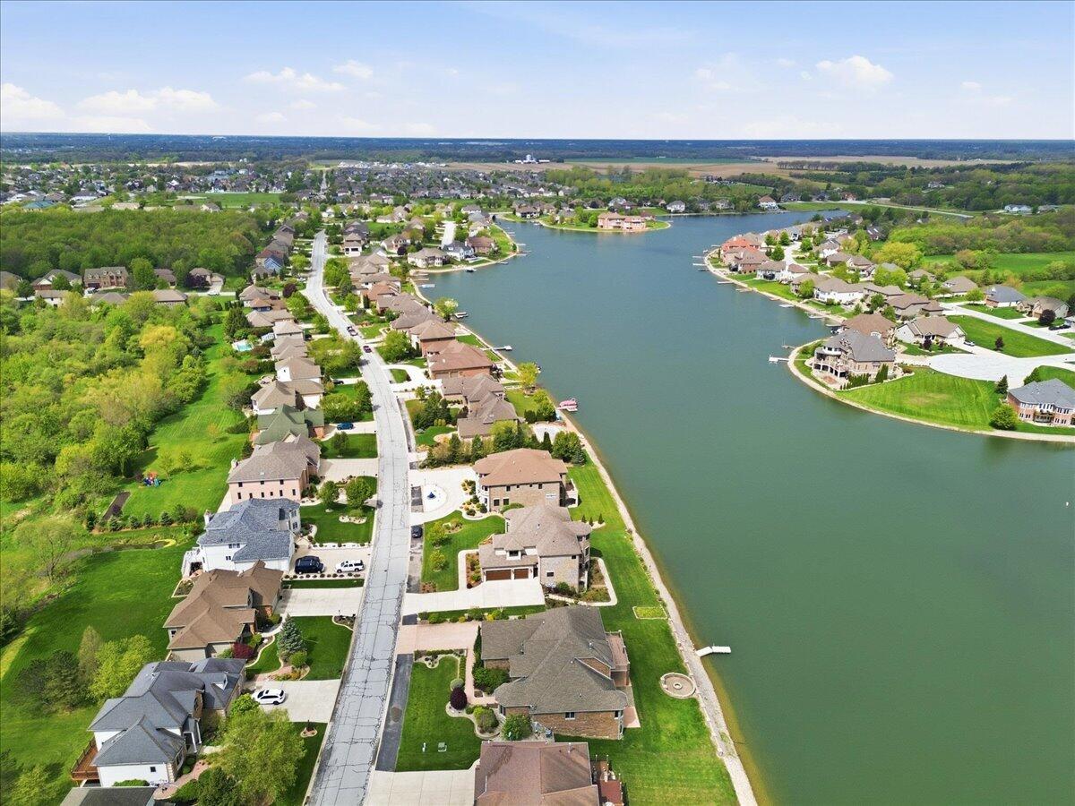 8858 Doubletree Drive S, Crown Point, IN 46307; Image #85