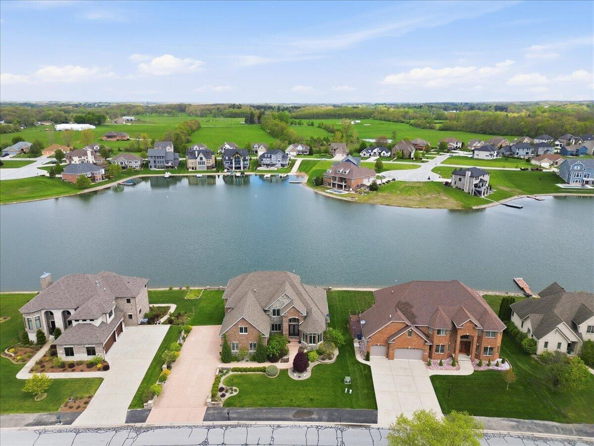 8858 Doubletree Drive S, Crown Point, IN 46307; Image #9